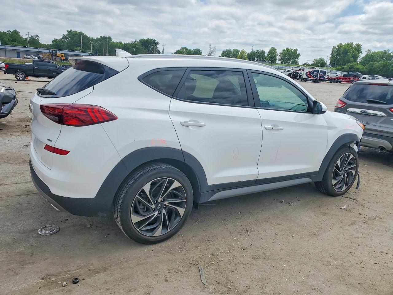 2020 Hyundai Tucson Sport White vin: KM8J3CAL5LU183569