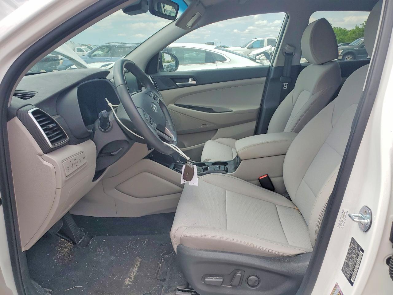 2020 Hyundai Tucson Sport White vin: KM8J3CAL5LU183569
