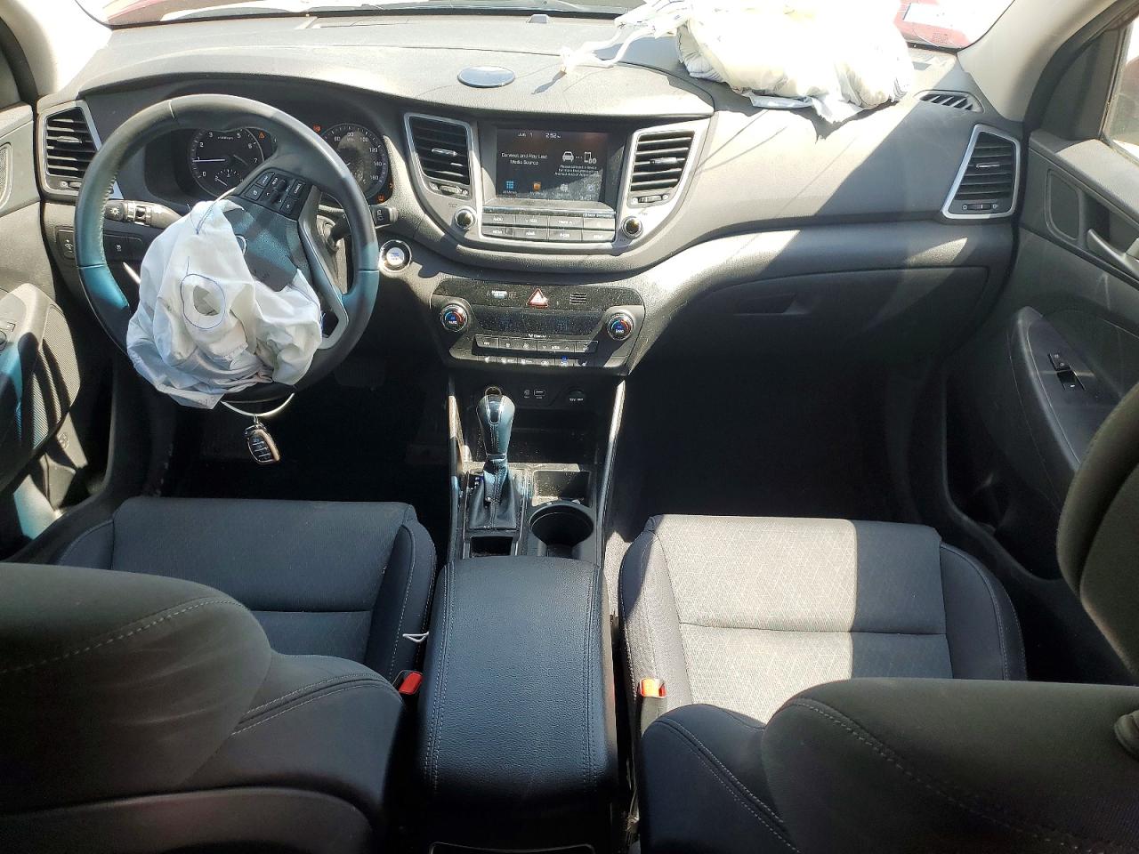 2018 Hyundai Tucson Sport Red vin: KM8J3CAL9JU790720
