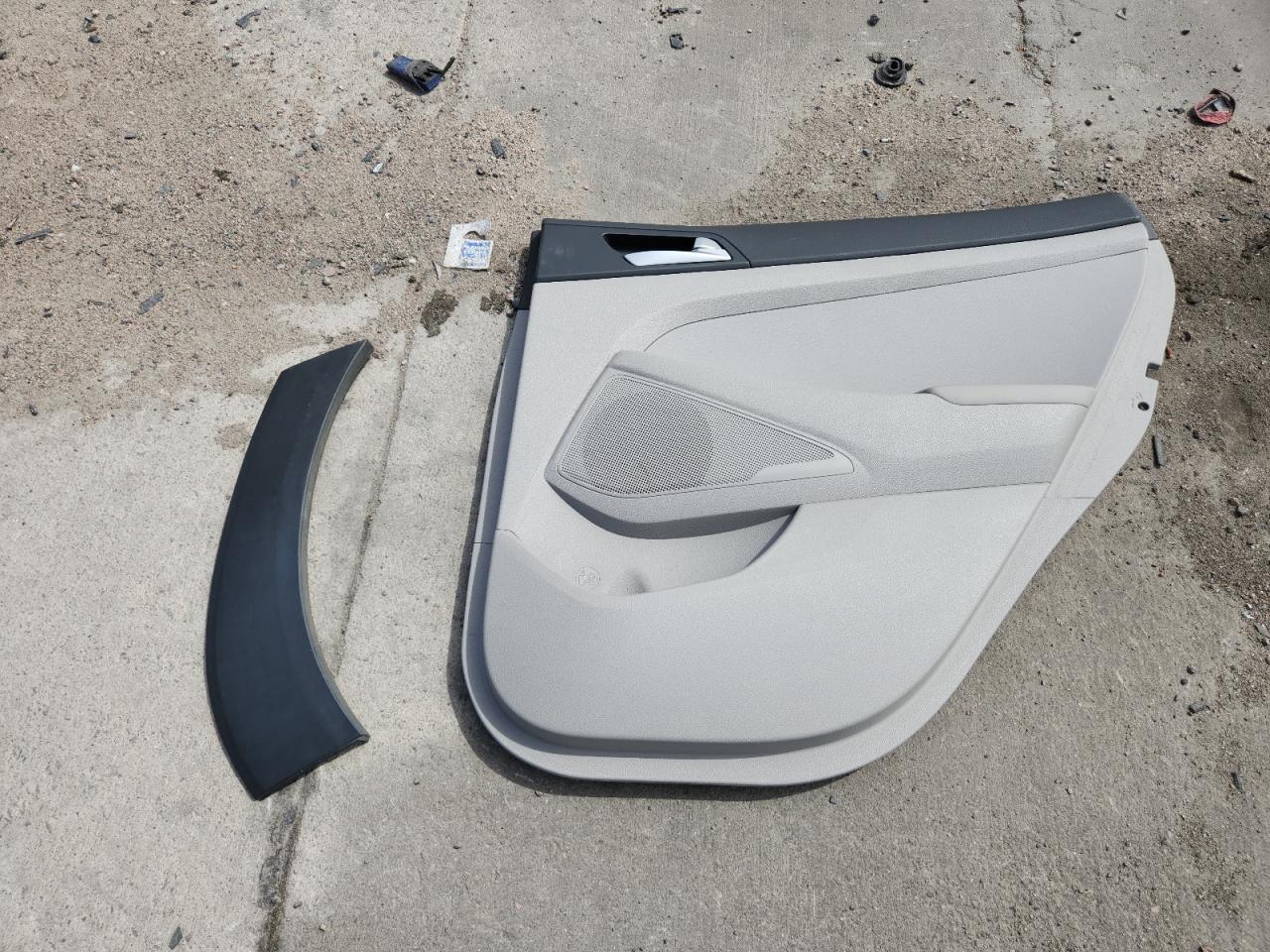 2021 Hyundai Tucson Limited Серебряный vin: KM8J3CAL9MU346340