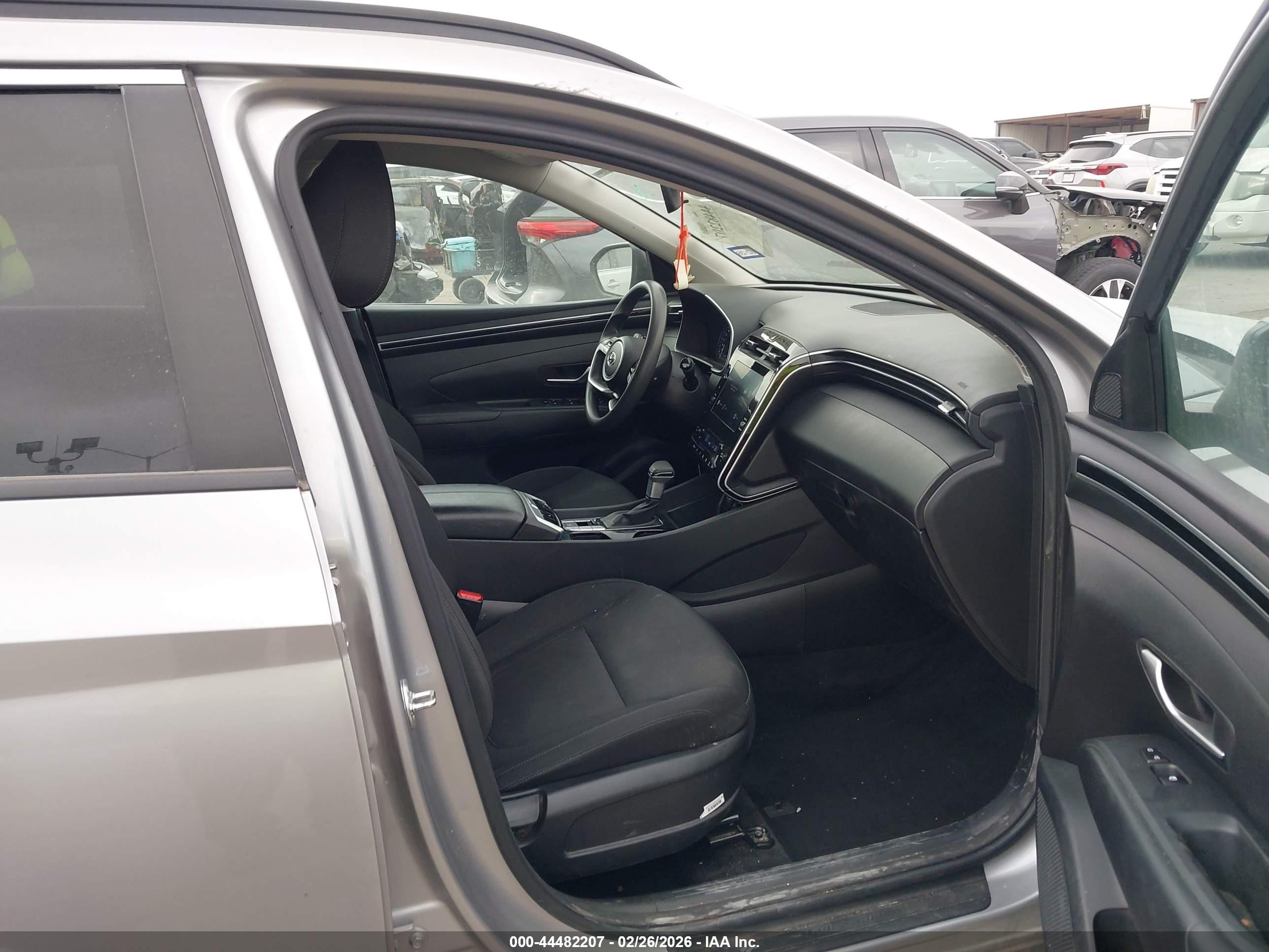 2024 Hyundai Tucson Sel Gray vin: KM8JB3DE3RU305807