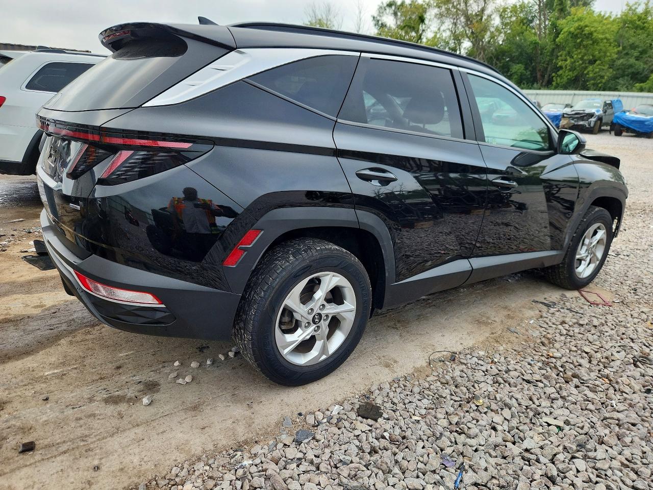 2022 Hyundai Tucson Sel Black vin: KM8JBCAEXNU018589
