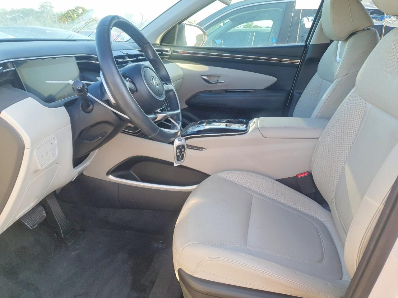 2023 Hyundai Tucson Limited White vin: KM8JECA18PU102756
