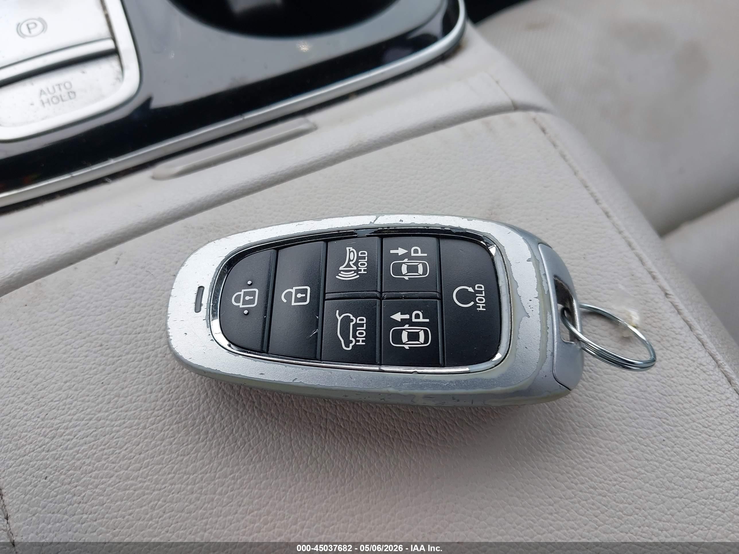2022 Hyundai Tucson Limited Gray vin: KM8JECAE9NU060369
