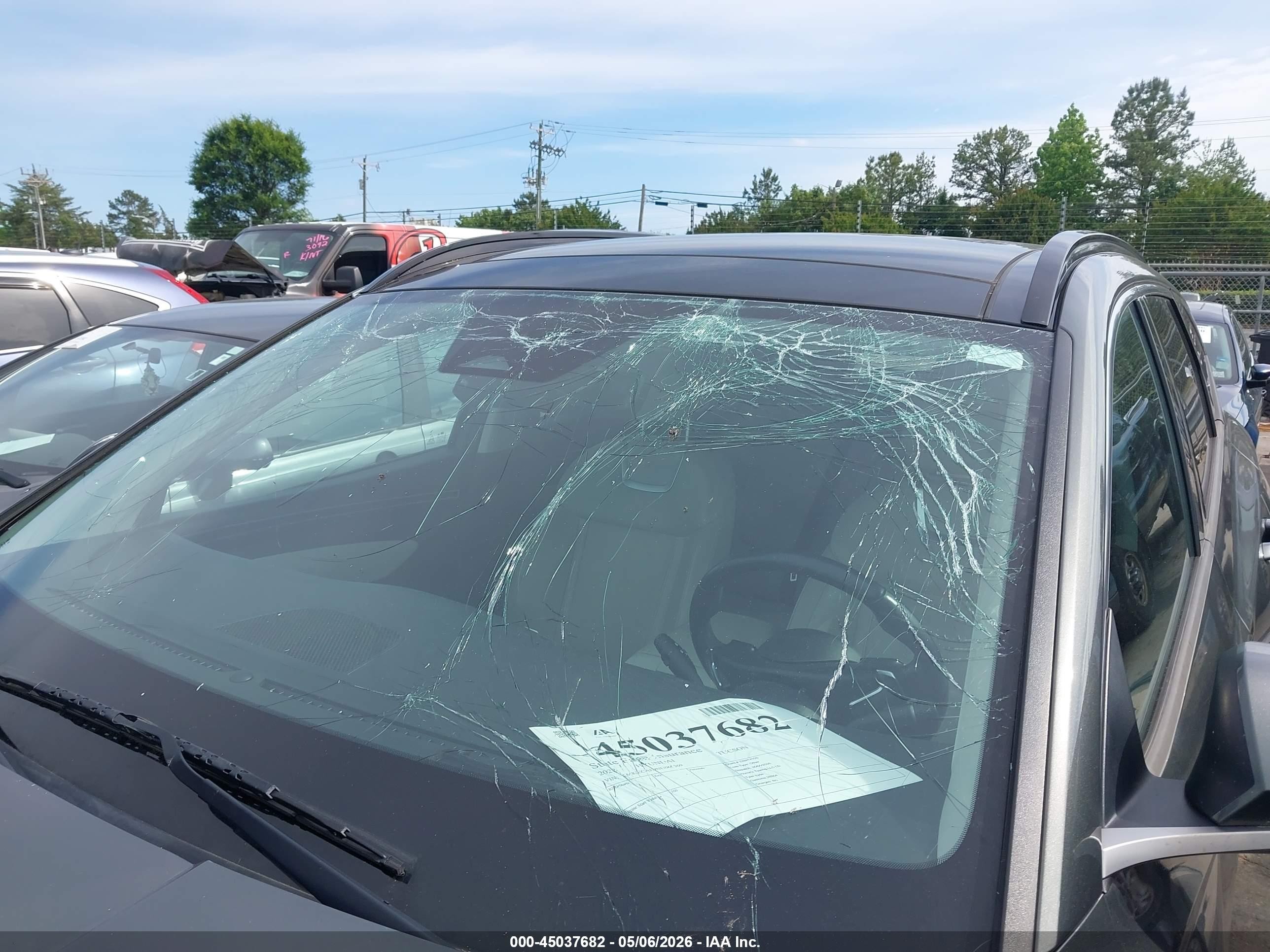 2022 Hyundai Tucson Limited Gray vin: KM8JECAE9NU060369
