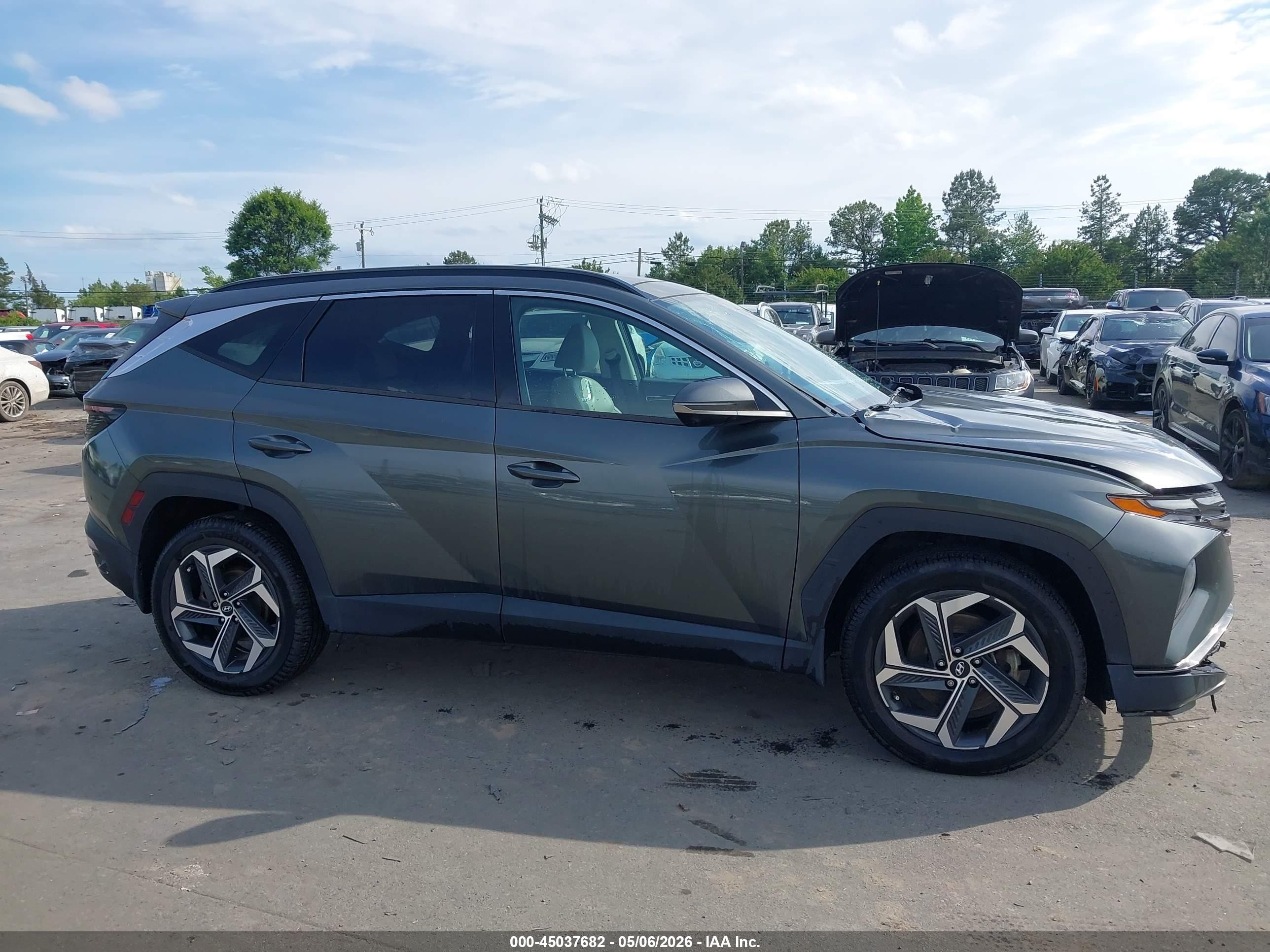 2022 Hyundai Tucson Limited Gray vin: KM8JECAE9NU060369