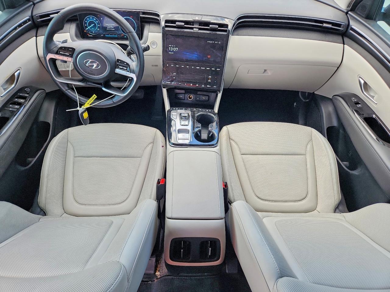 2024 Hyundai Tucson Limited Silver vin: KM8JECD15RU245694