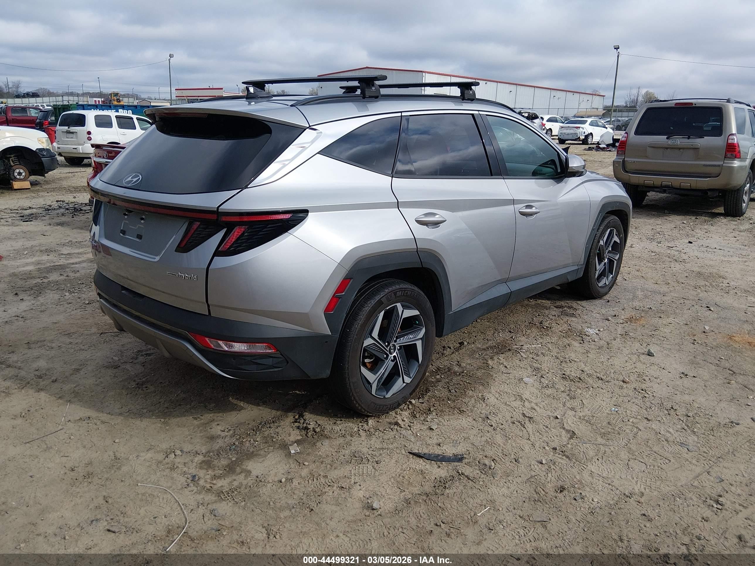 2024 Hyundai Tucson Hybrid Limited Серебряный vin: KM8JECD18RU235810