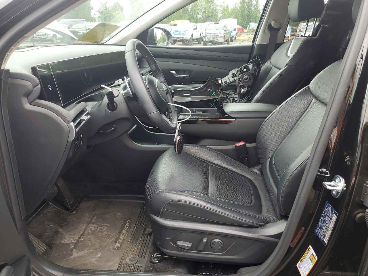2025 Hyundai Tucson Limited Black vin: KM8JEDD16SU329051