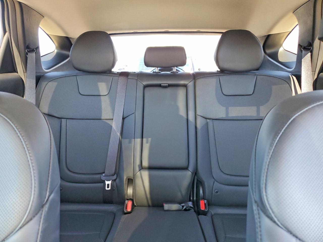 2023 Hyundai Tucson Xrt Silver vin: KM8JFCAE4PU201218