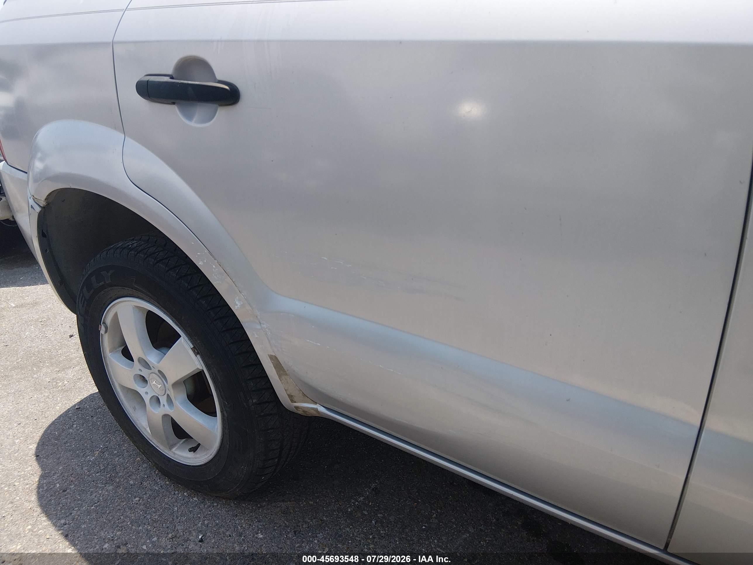 2005 Hyundai Tucson Gl Silver vin: KM8JM12B35U195908
