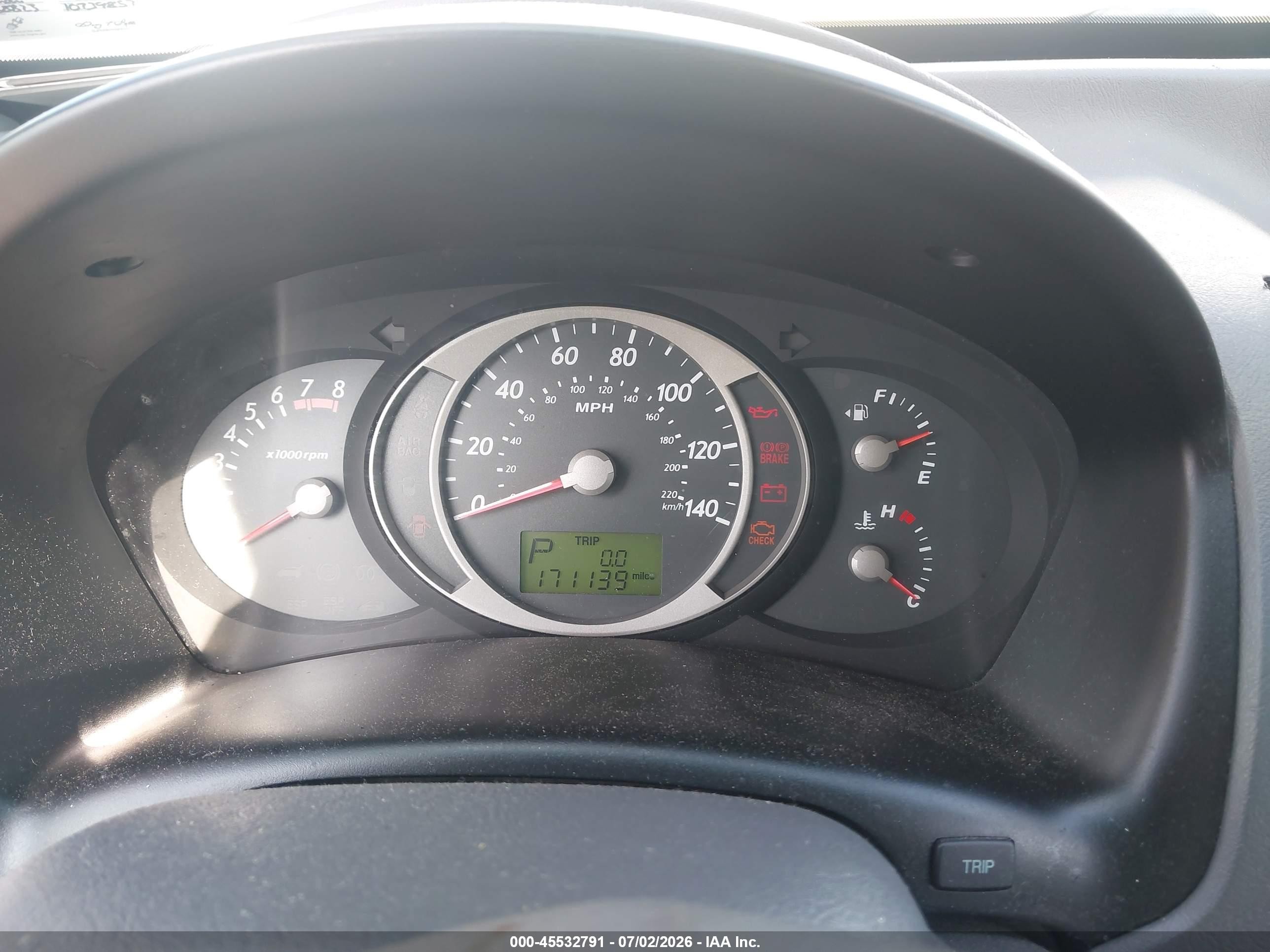 2005 Hyundai Tucson Gl White vin: KM8JM12B55U079805