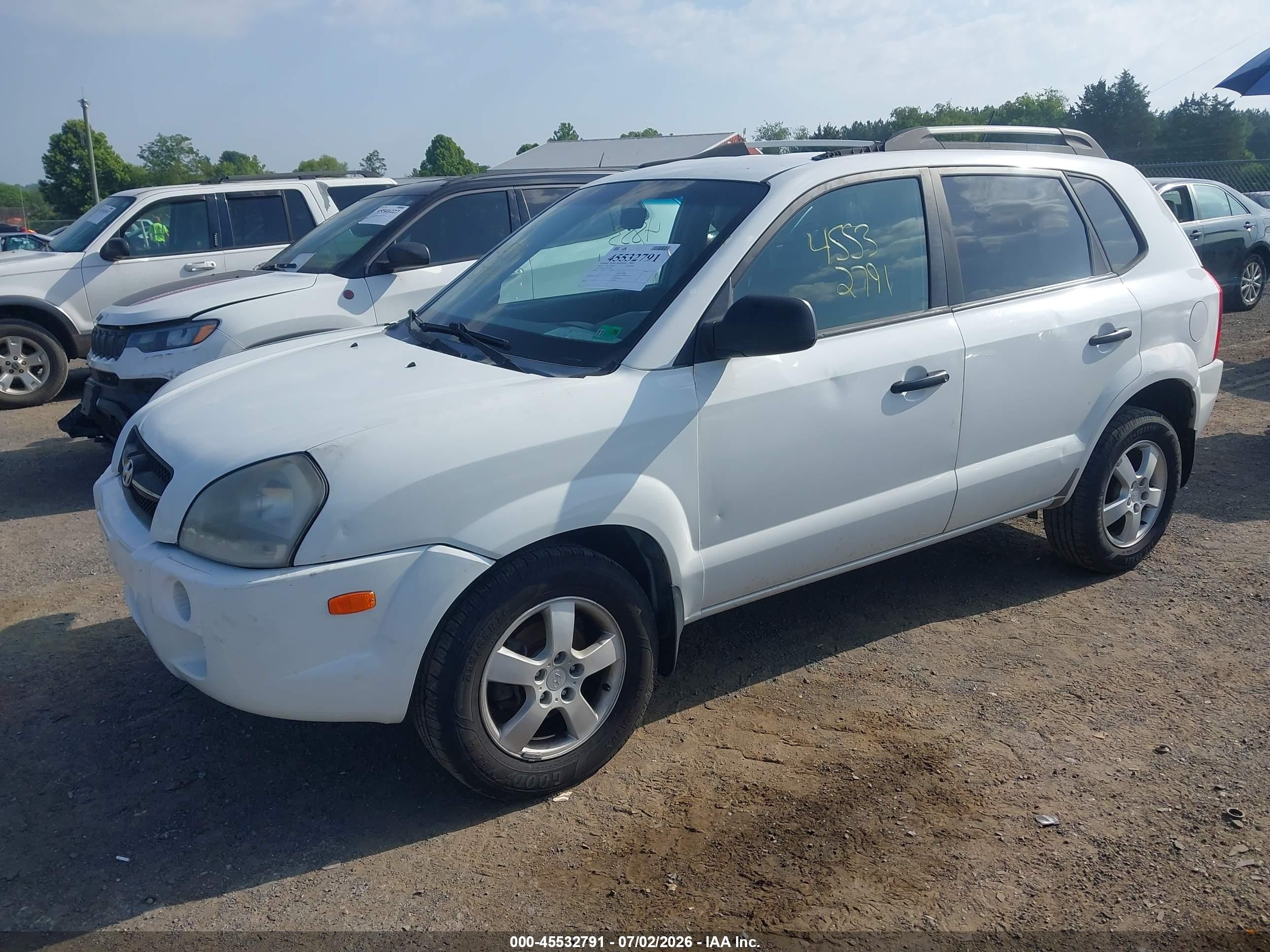 2005 Hyundai Tucson Gl White vin: KM8JM12B55U079805