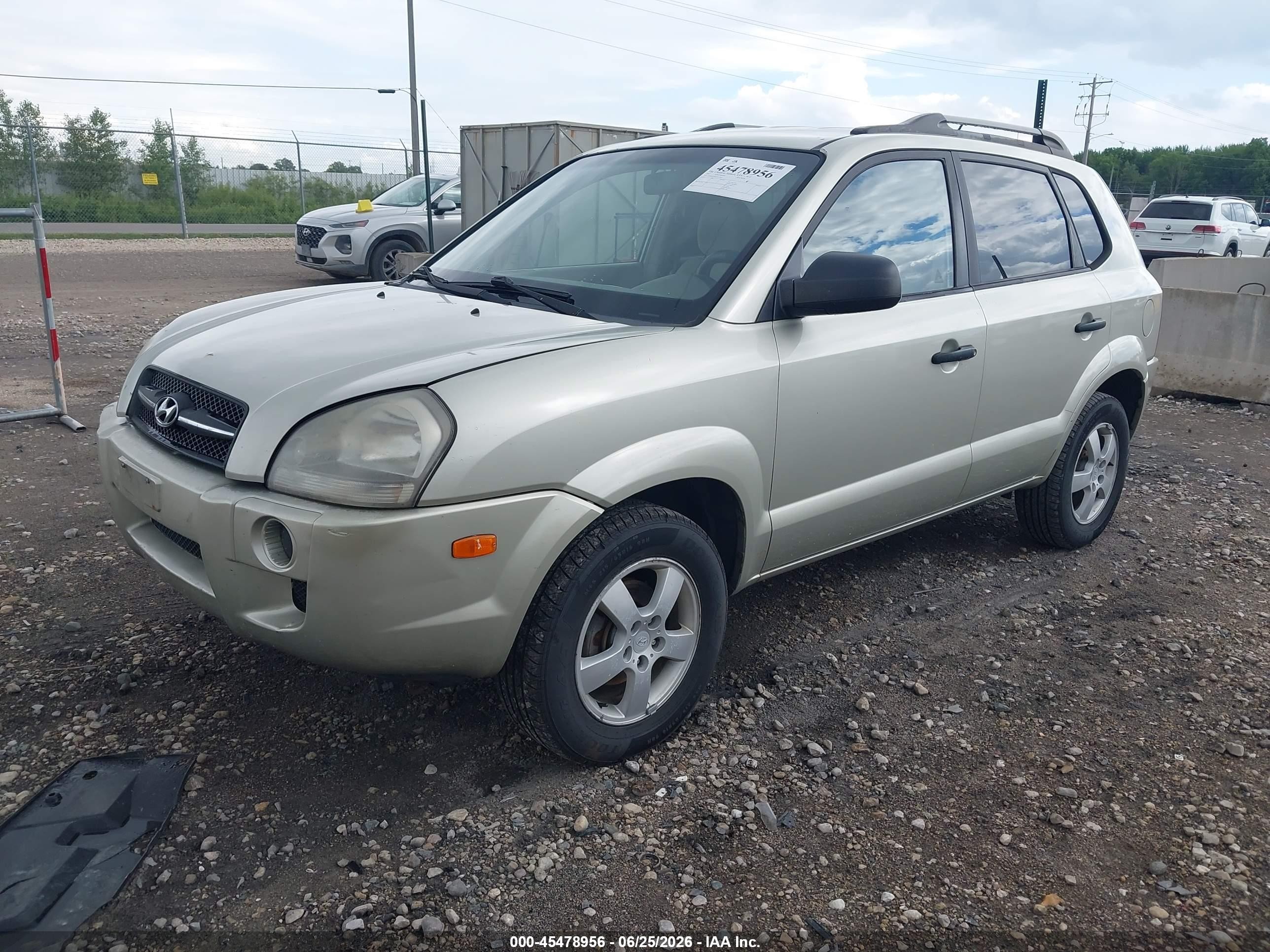 2007 Hyundai Tucson Gls Cream vin: KM8JM12B57U515801