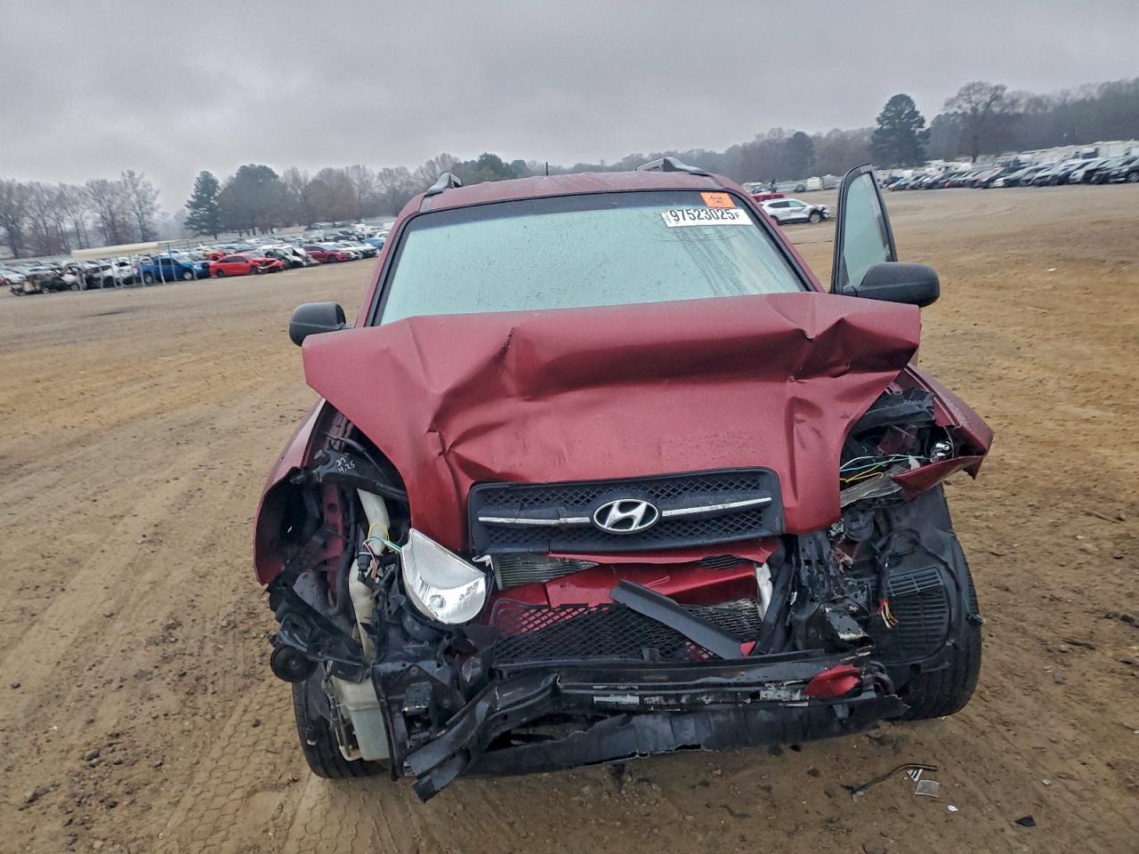 2008 Hyundai Tucson Burgundy vin: KM8JM12B58U816120