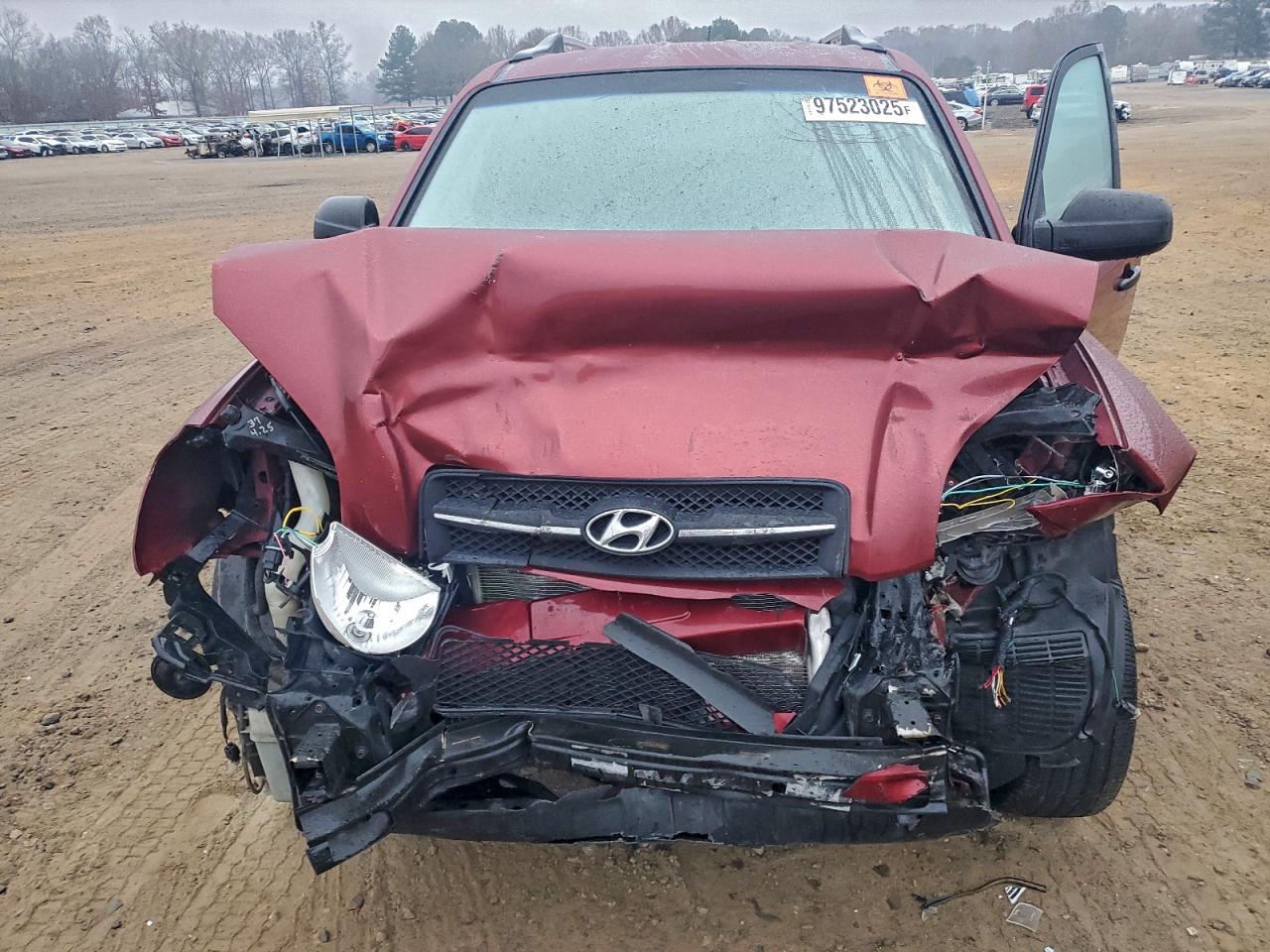 2008 Hyundai Tucson Burgundy vin: KM8JM12B58U816120