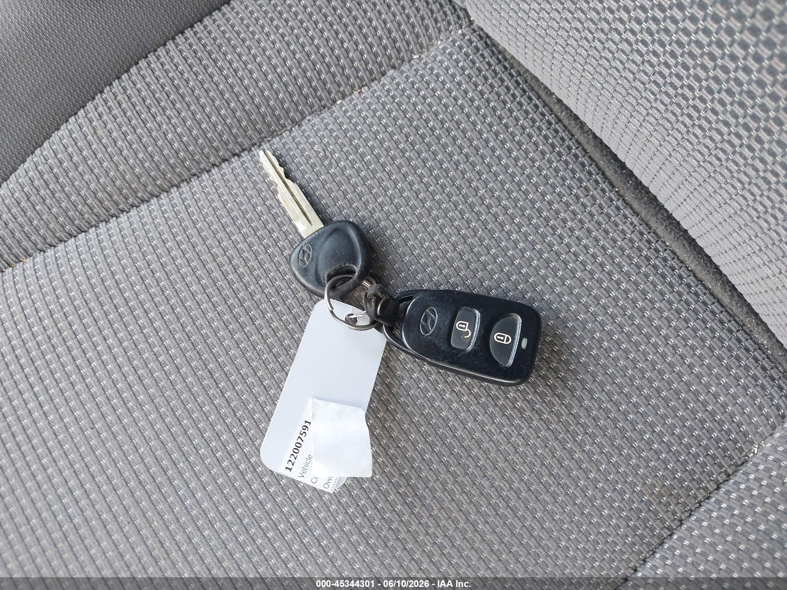 2008 Hyundai Tucson Gls White vin: KM8JM12B78U808455