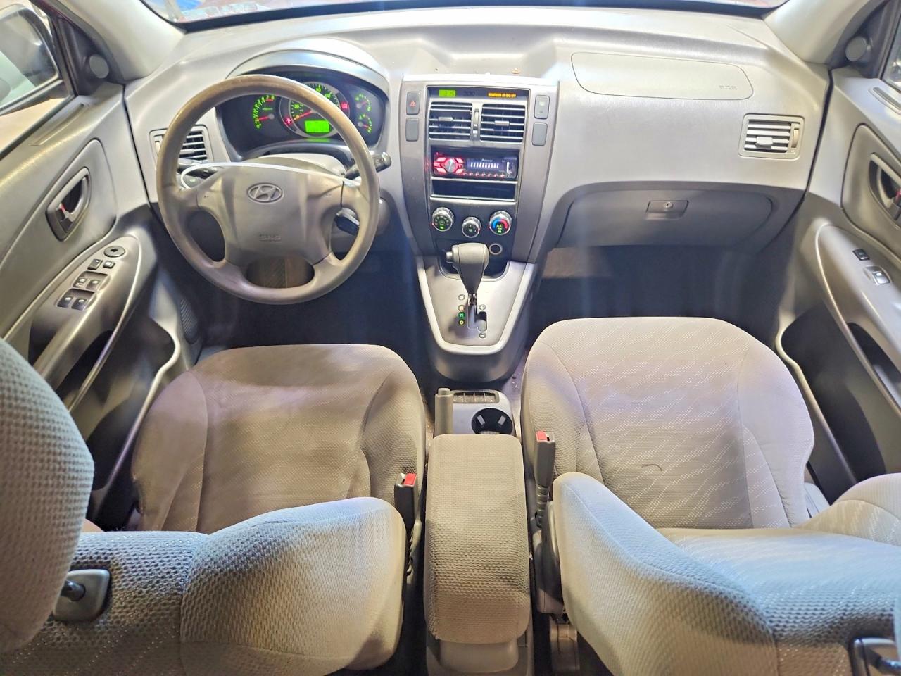 2005 Hyundai Tucson Gl Maroon vin: KM8JM12B85U084688