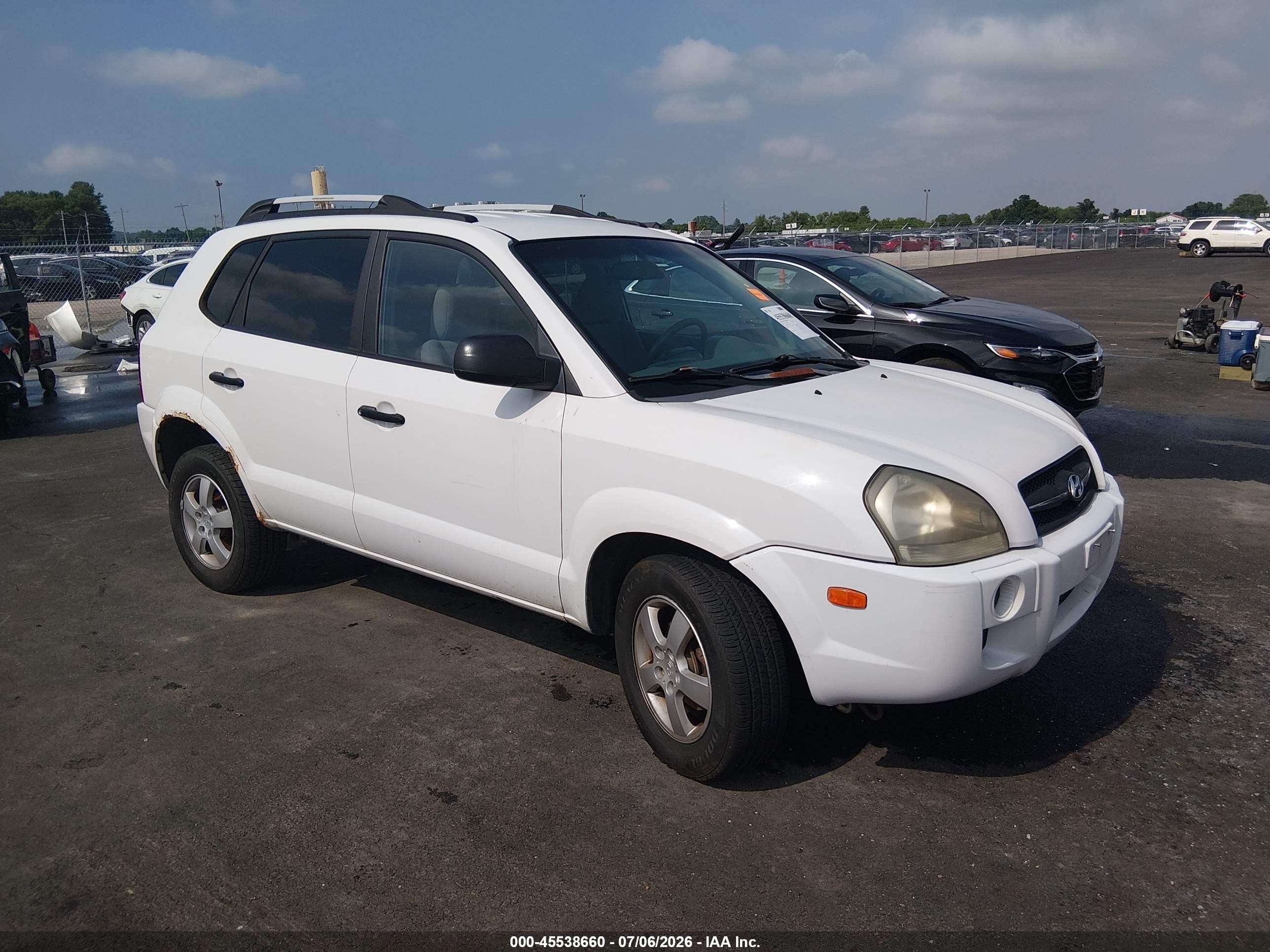 2005 Hyundai Tucson Gl Белый vin: KM8JM12B85U111873
