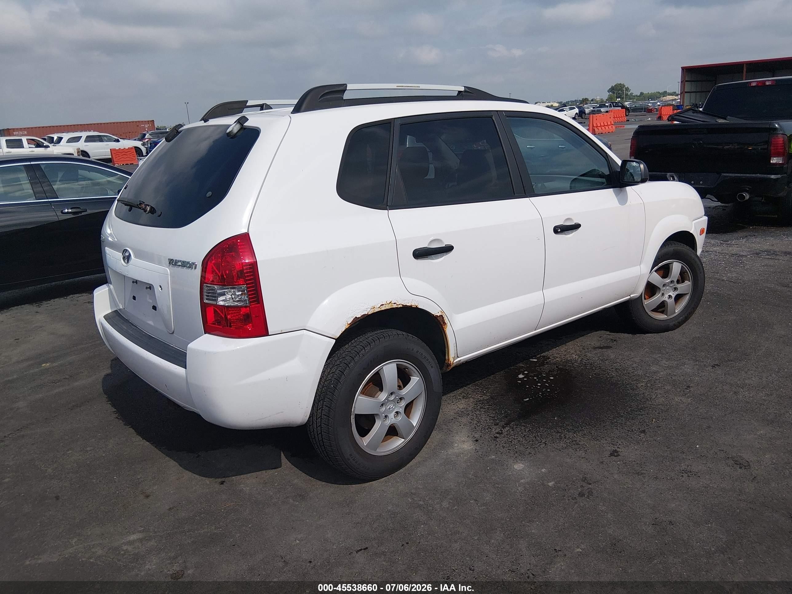 2005 Hyundai Tucson Gl White vin: KM8JM12B85U111873