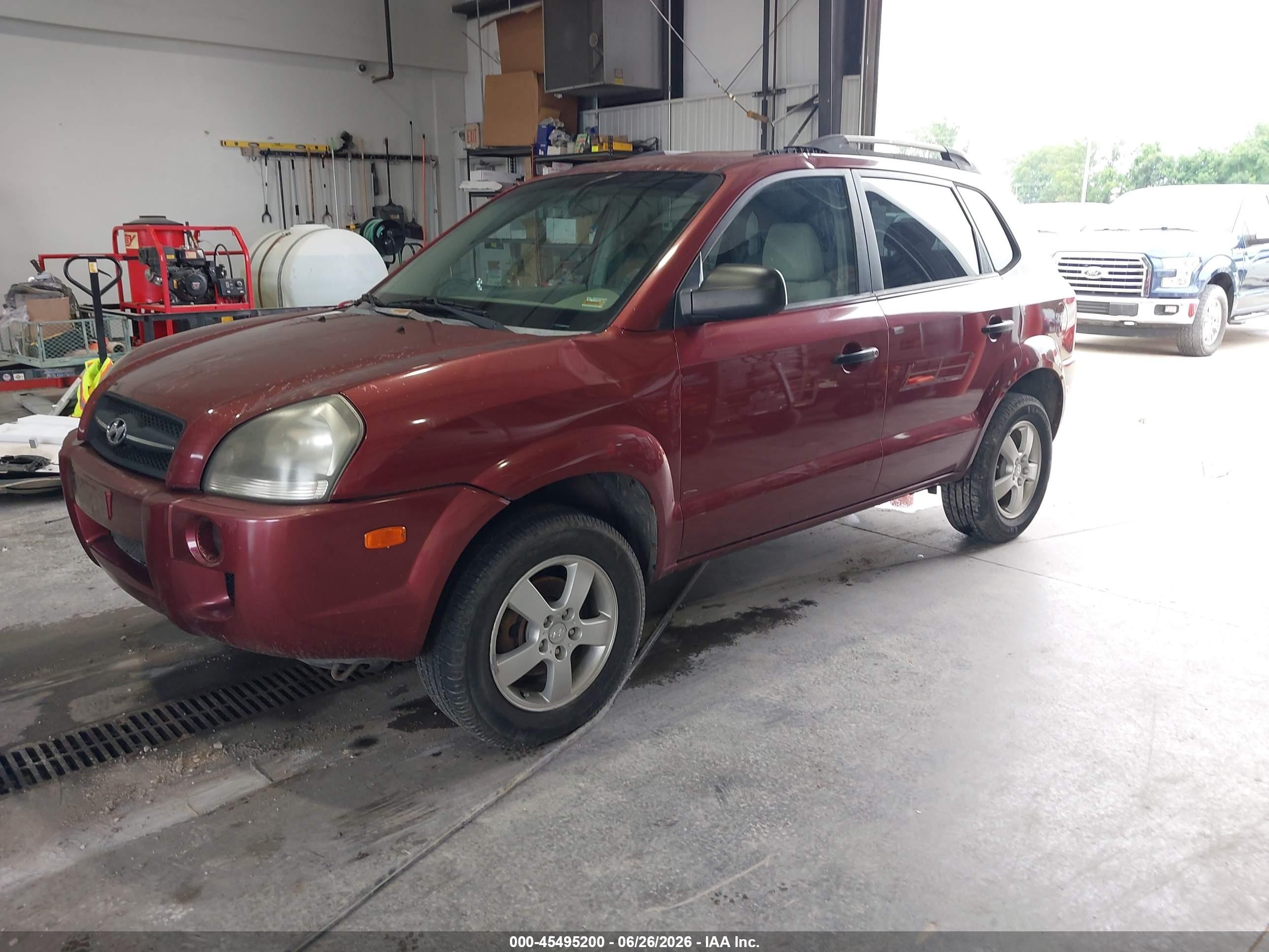 2005 Hyundai Tucson Gl Red vin: KM8JM12B85U121674