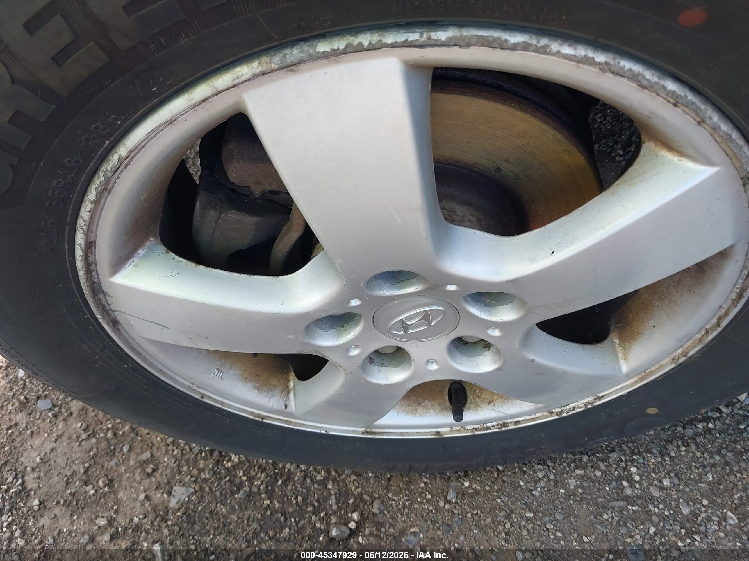 2005 Hyundai Tucson Gl Light Blue vin: KM8JM12BX5U103032