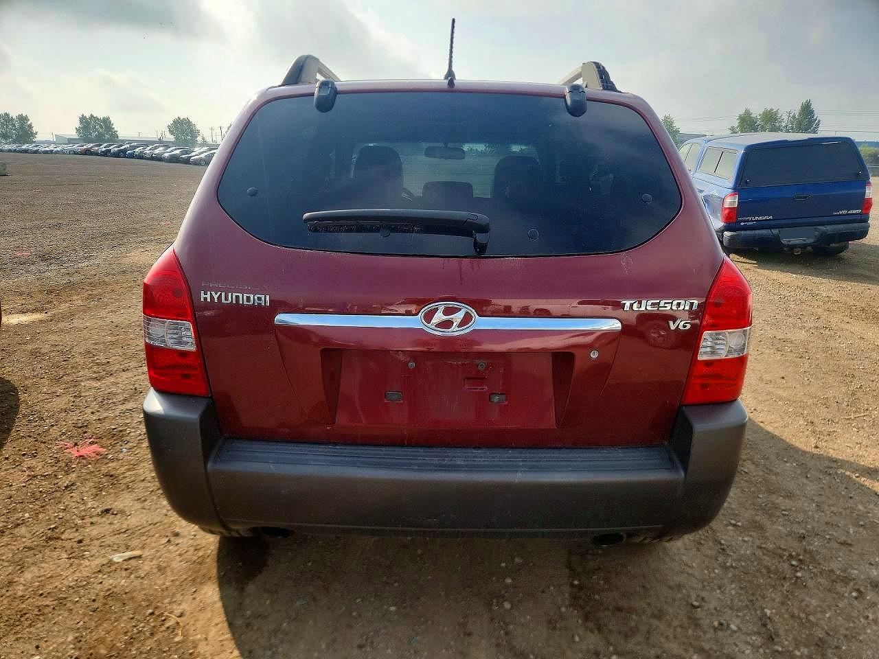2008 Hyundai Tucson Gl Красный vin: KM8JM12D08U923562