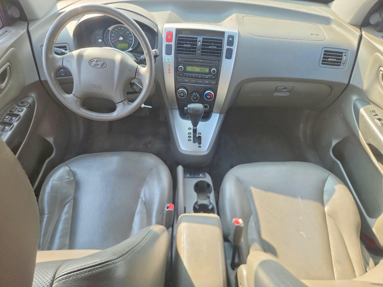 2008 Hyundai Tucson Gl Красный vin: KM8JM12D08U923562