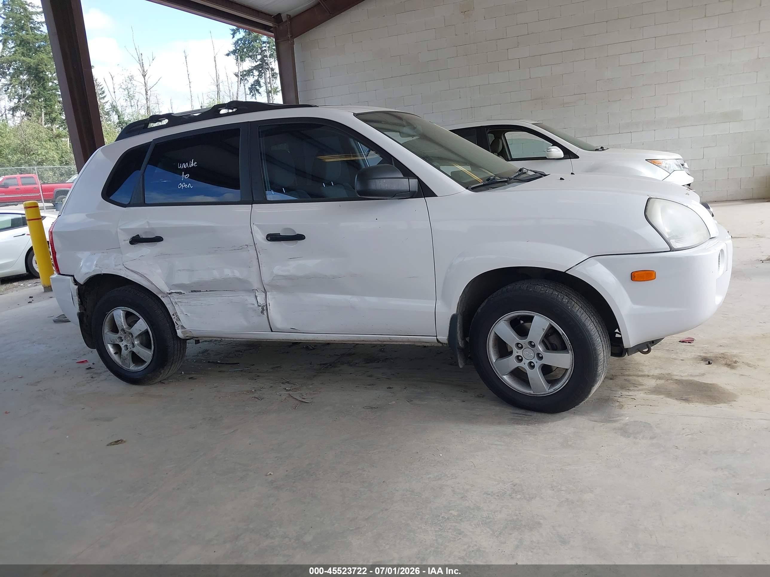 2006 Hyundai Tucson Gl White vin: KM8JM72B66U327712