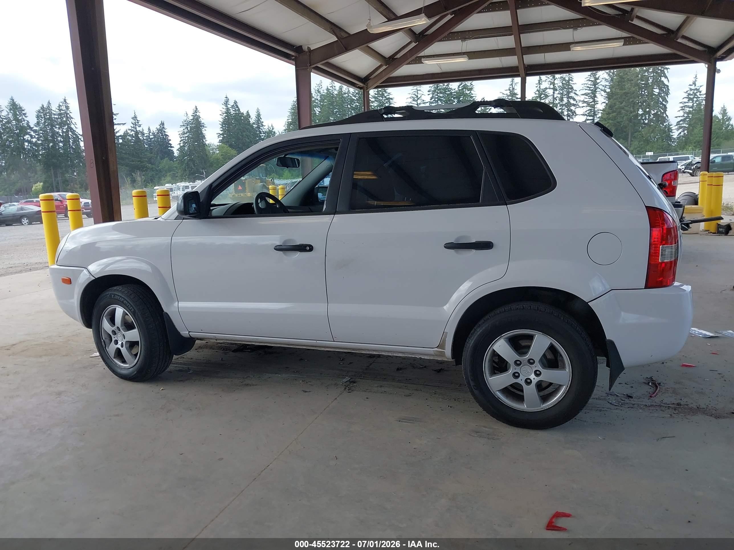 2006 Hyundai Tucson Gl White vin: KM8JM72B66U327712
