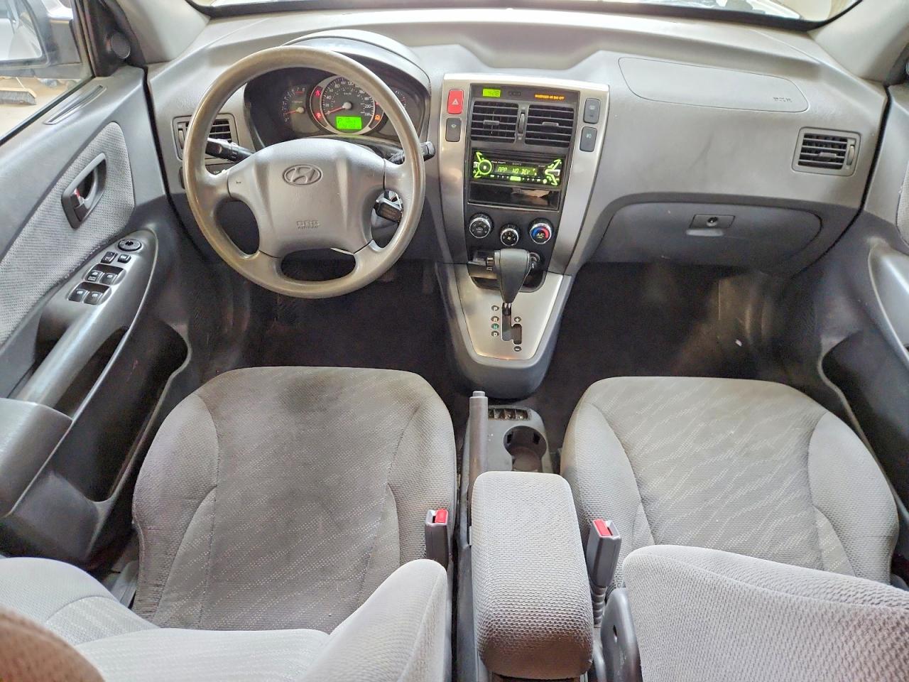 2005 Hyundai Tucson Gl Silver vin: KM8JM72D75U175357