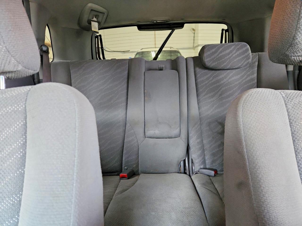 2005 Hyundai Tucson Gl Silver vin: KM8JM72D75U175357