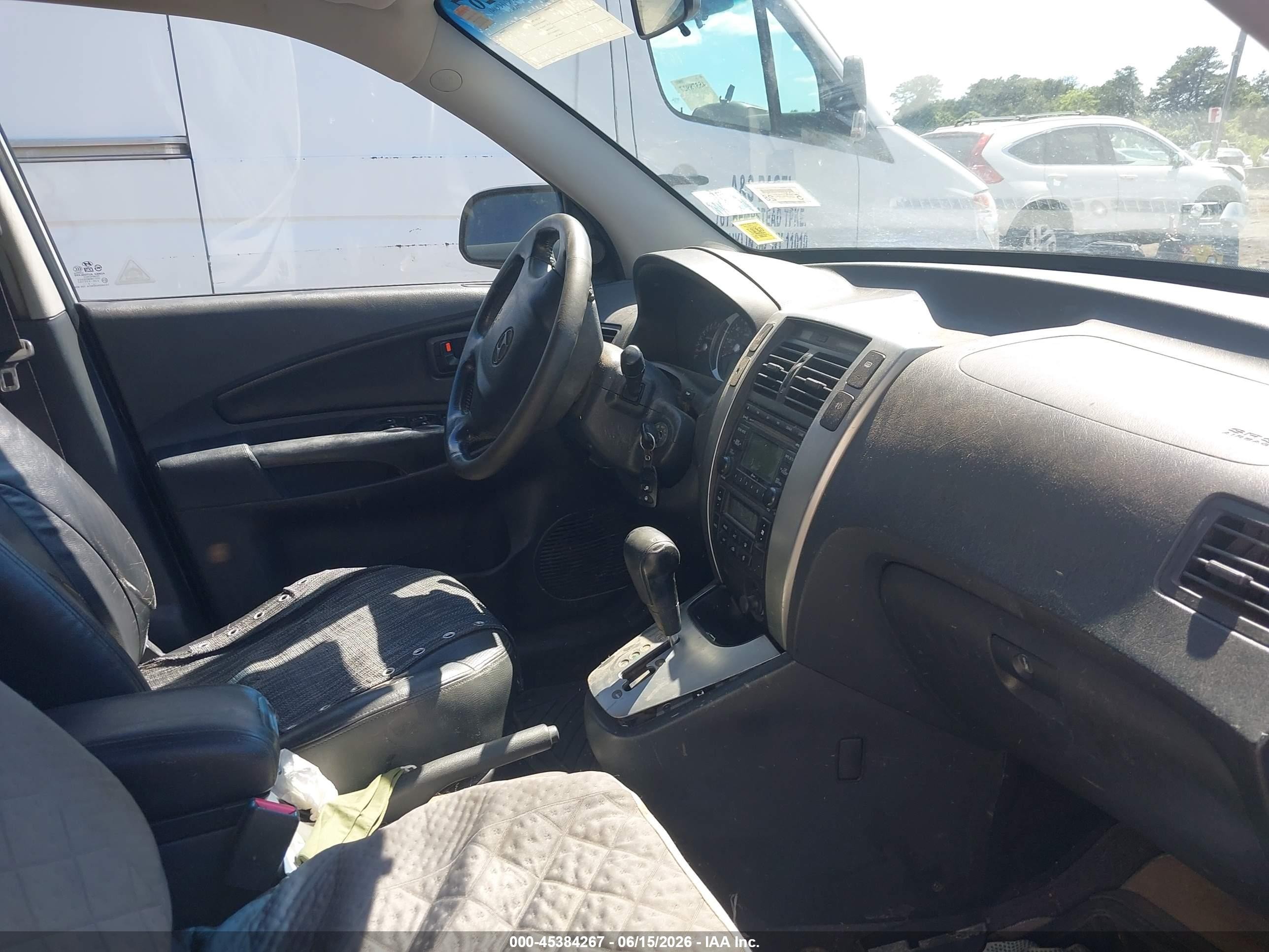 2009 Hyundai Tucson Limited Silver vin: KM8JN12B79U974845