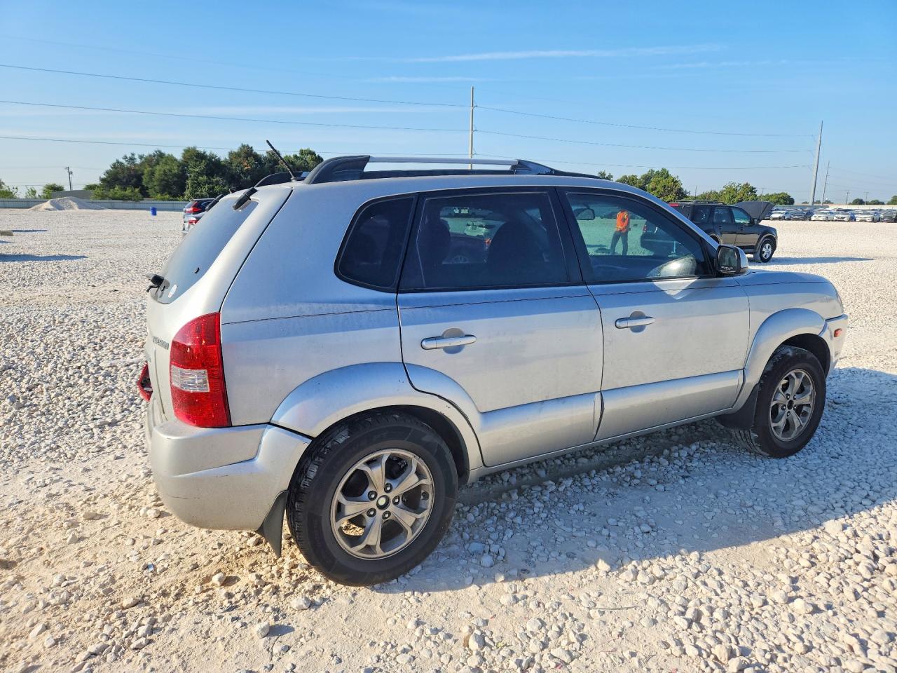 2009 Hyundai Tucson Limited I4 Silver vin: KM8JN12B89U970464