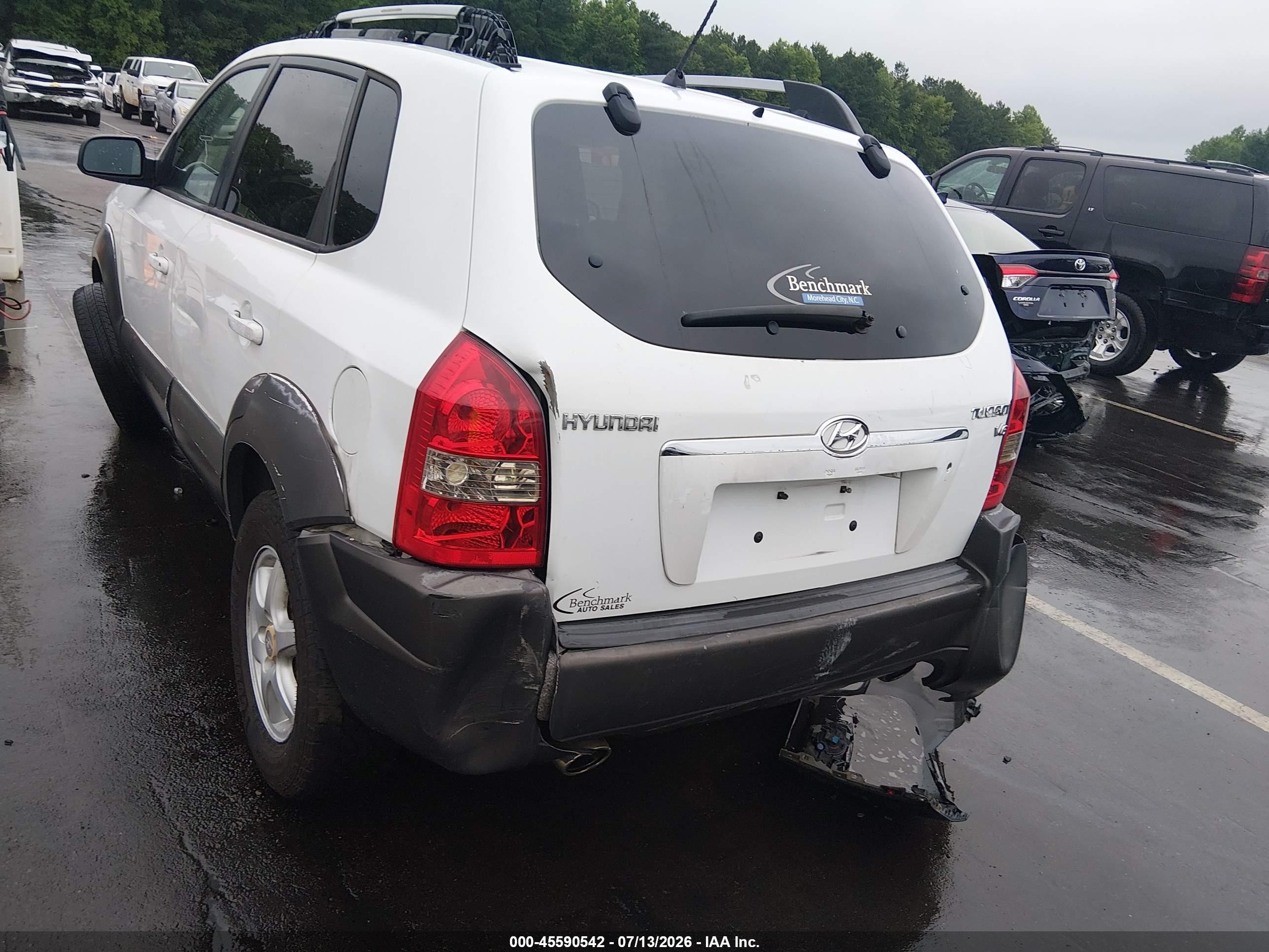 2005 Hyundai Tucson Gls/lx White vin: KM8JN12D15U044774