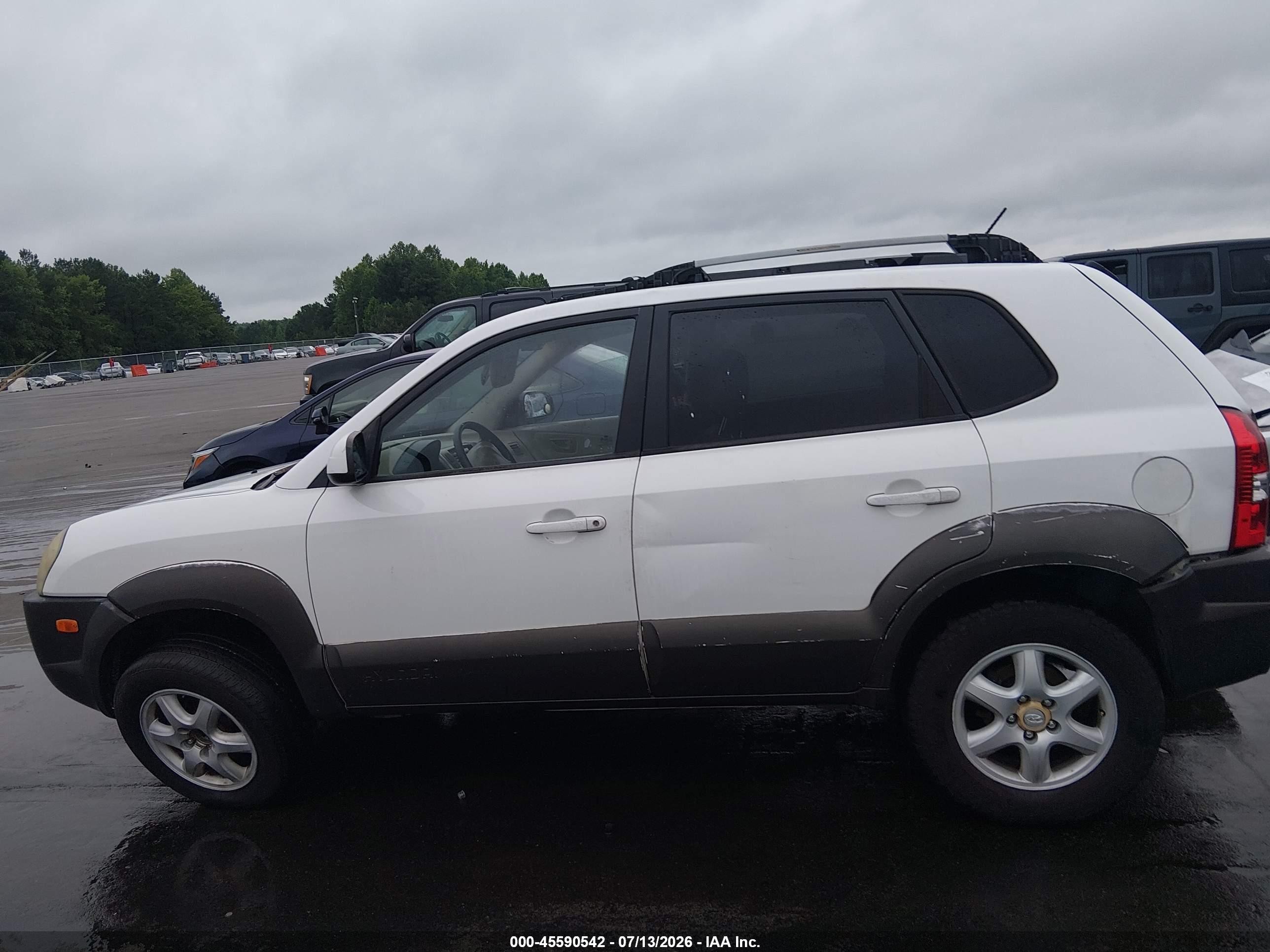 2005 Hyundai Tucson Gls/lx White vin: KM8JN12D15U044774
