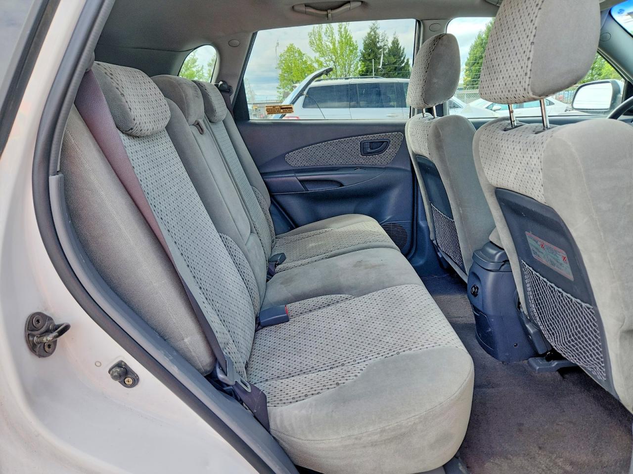 2005 Hyundai Tucson Gls White vin: KM8JN12D25U085396