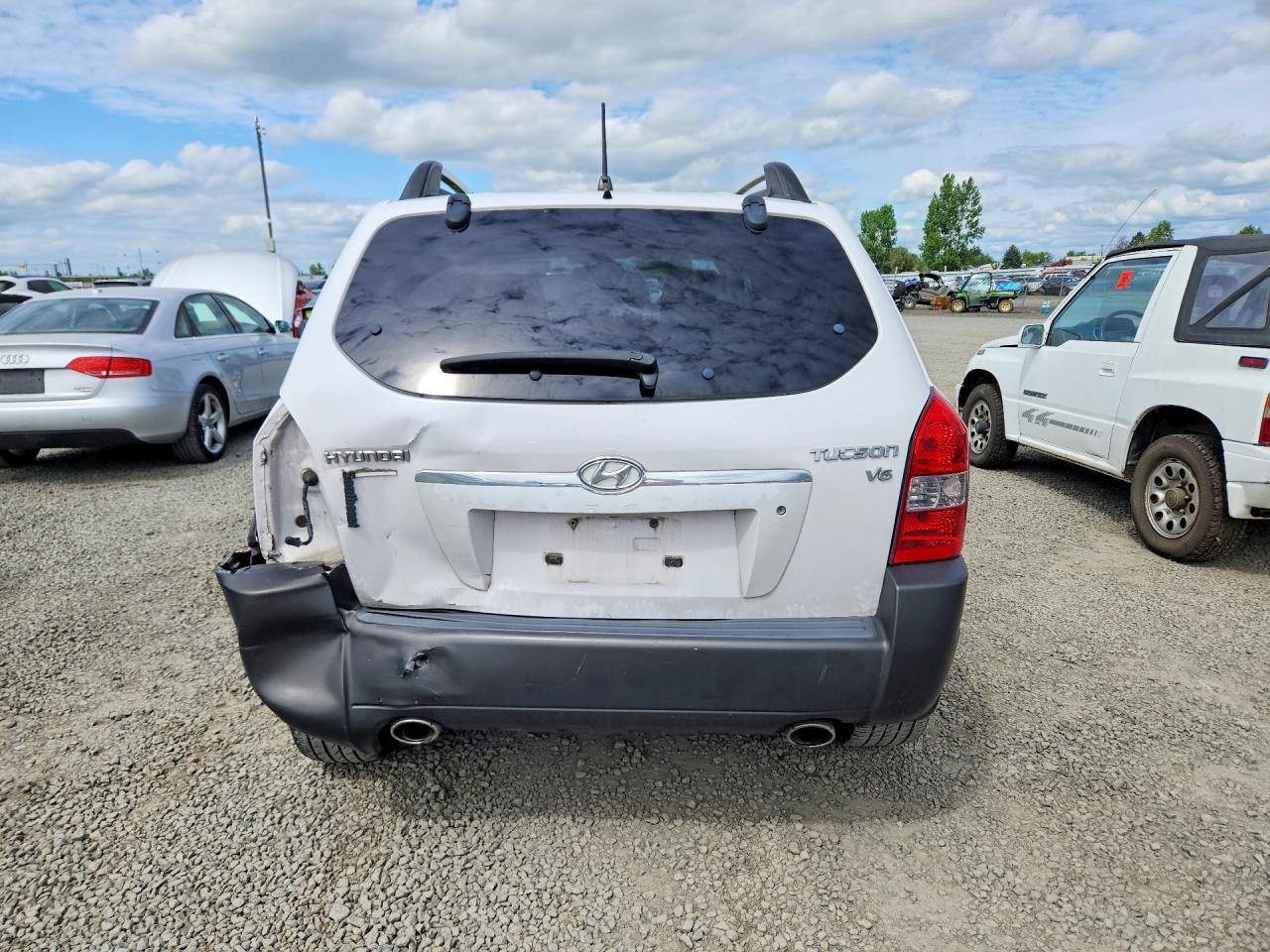 2005 Hyundai Tucson Gls White vin: KM8JN12D25U085396