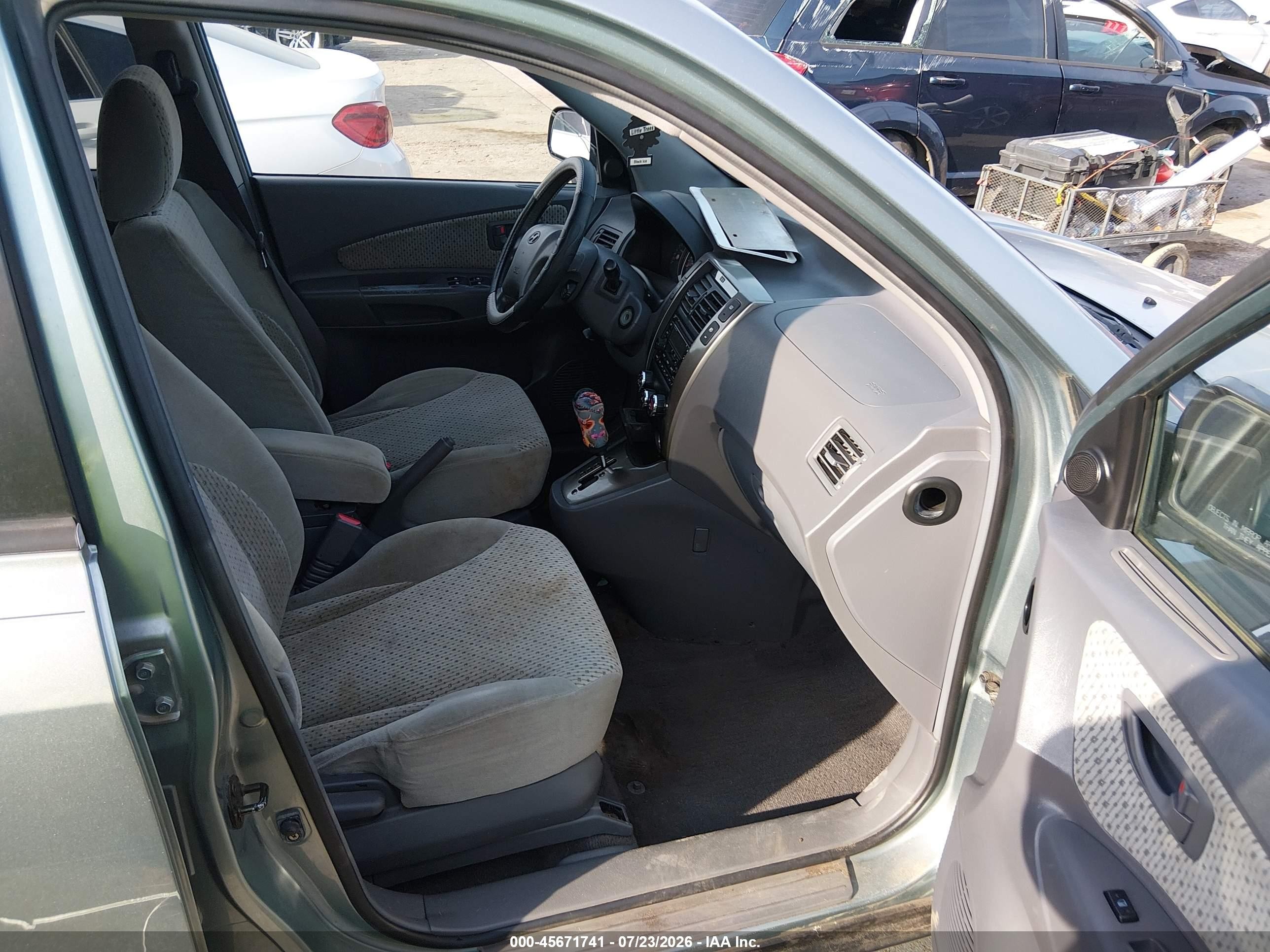 2005 Hyundai Tucson Gls/lx Серый vin: KM8JN12D25U221512