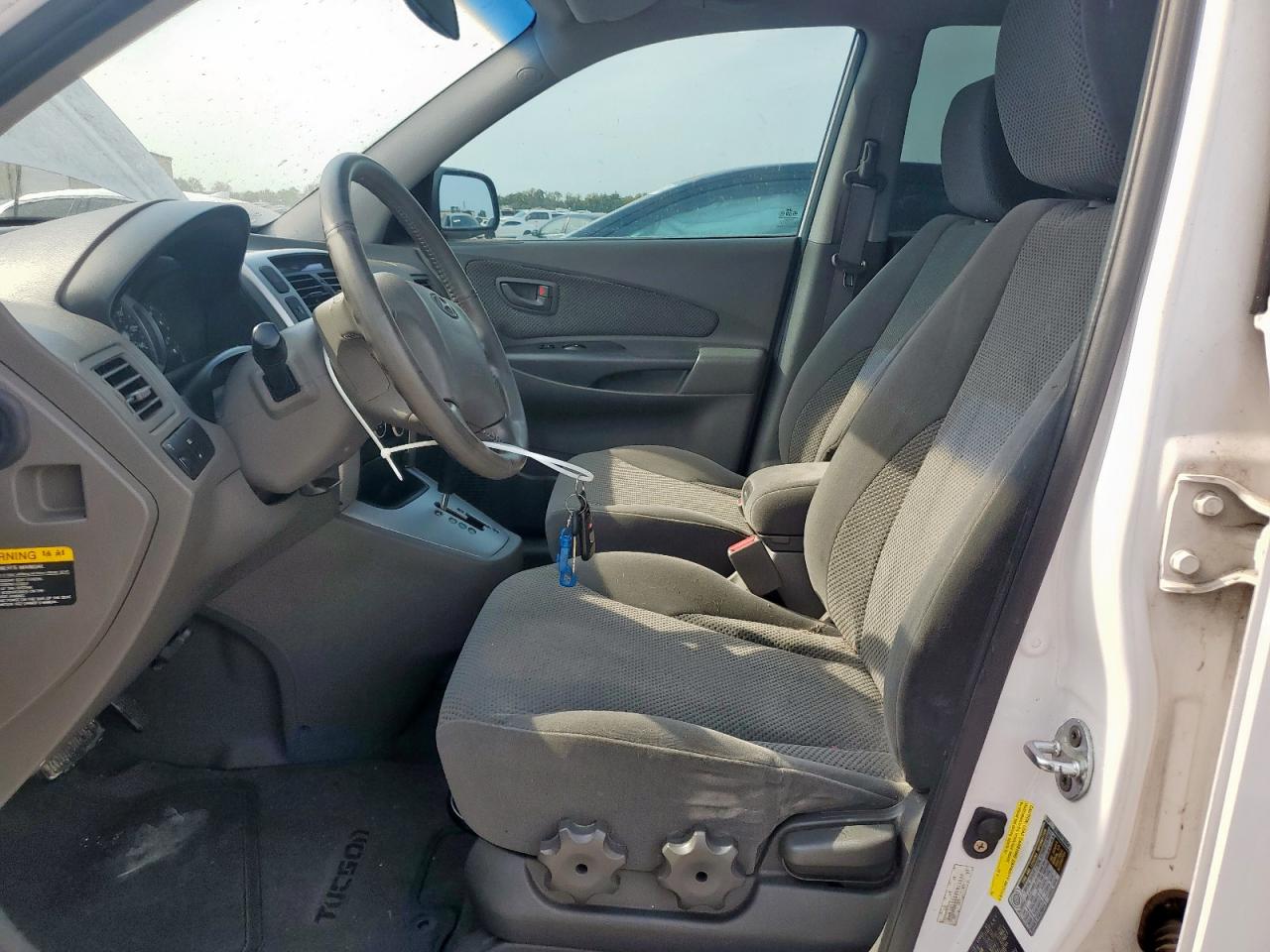 2008 Hyundai Tucson Se White vin: KM8JN12D28U911538