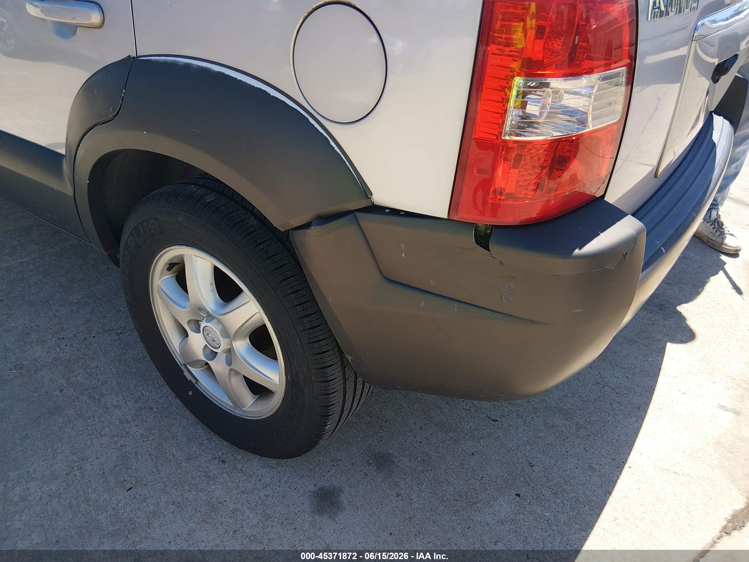 2005 Hyundai Tucson Gls/lx Silver vin: KM8JN12D35U061043