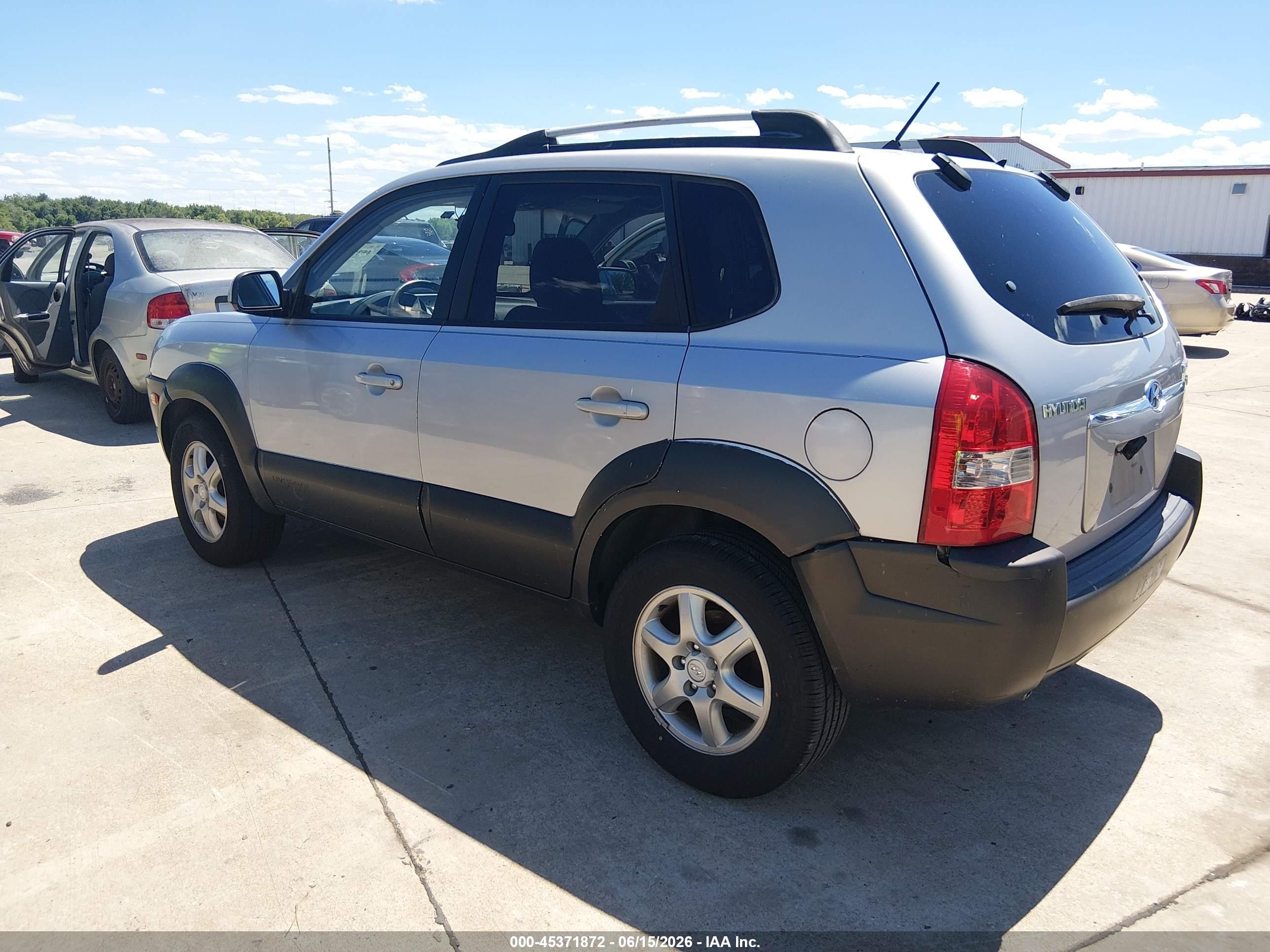 2005 Hyundai Tucson Gls/lx Silver vin: KM8JN12D35U061043