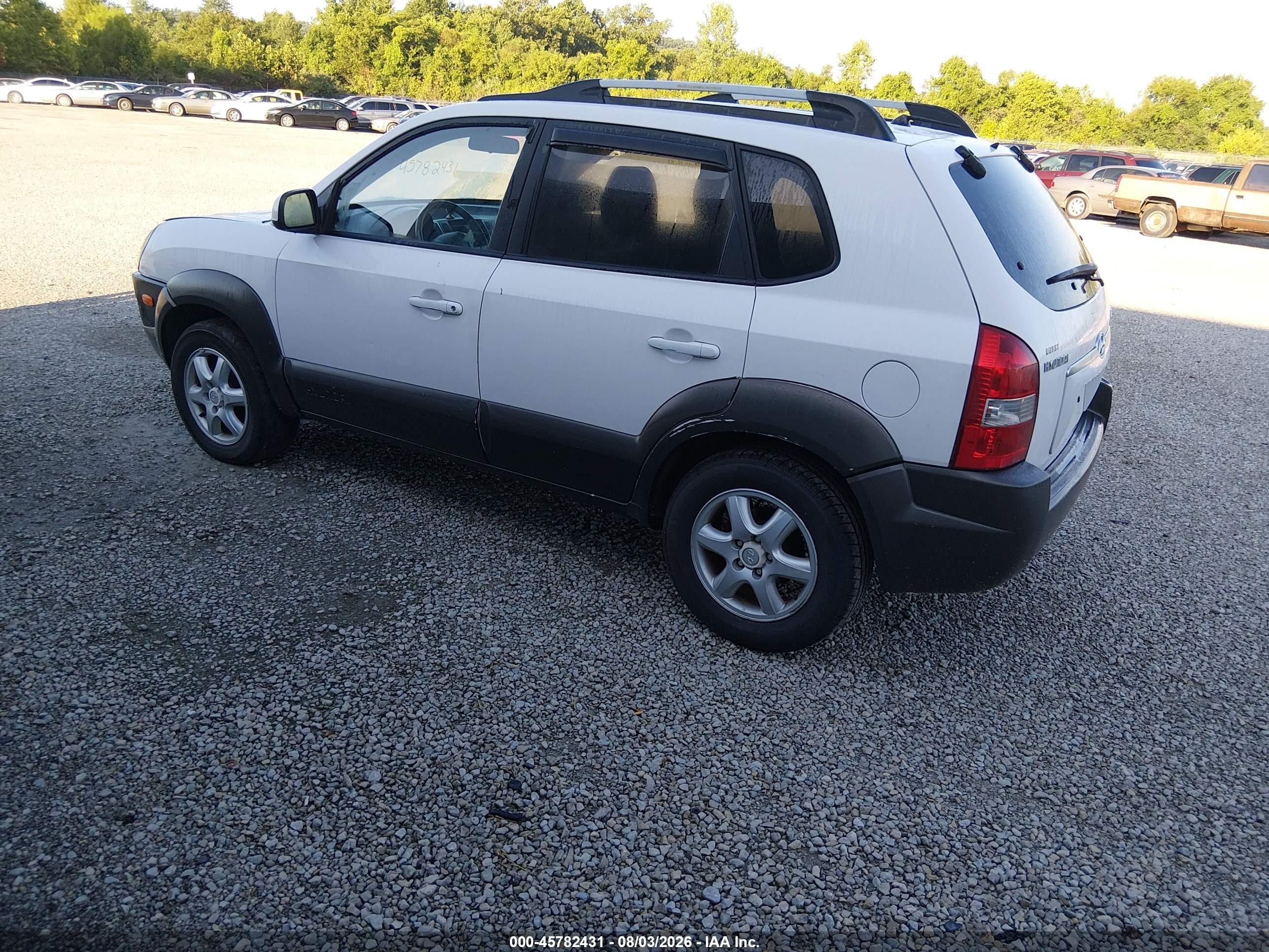 2005 Hyundai Tucson Gls/lx White vin: KM8JN12D55U083528