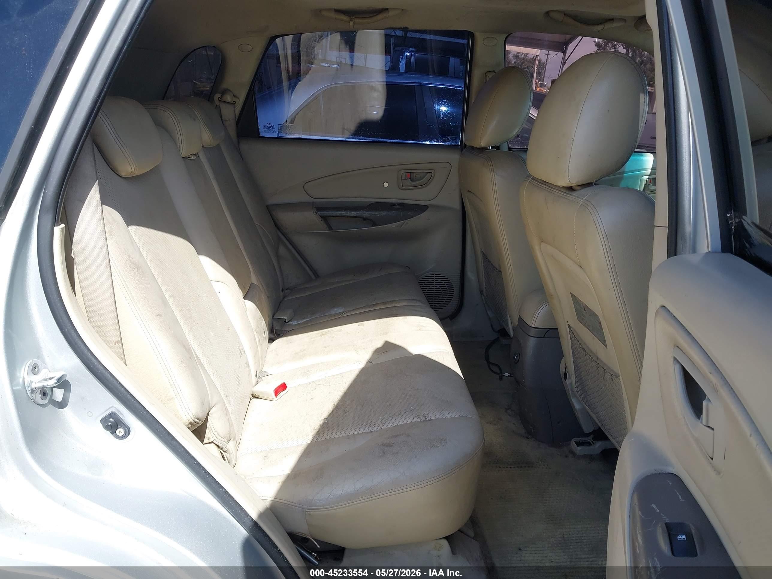 2008 Hyundai Tucson Silver vin: KM8JN12D58U755804