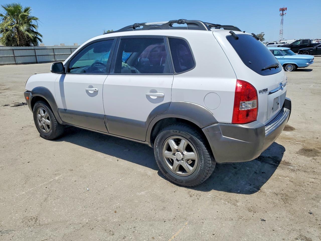 2005 Hyundai Tucson Gls Белый vin: KM8JN12D85U213303