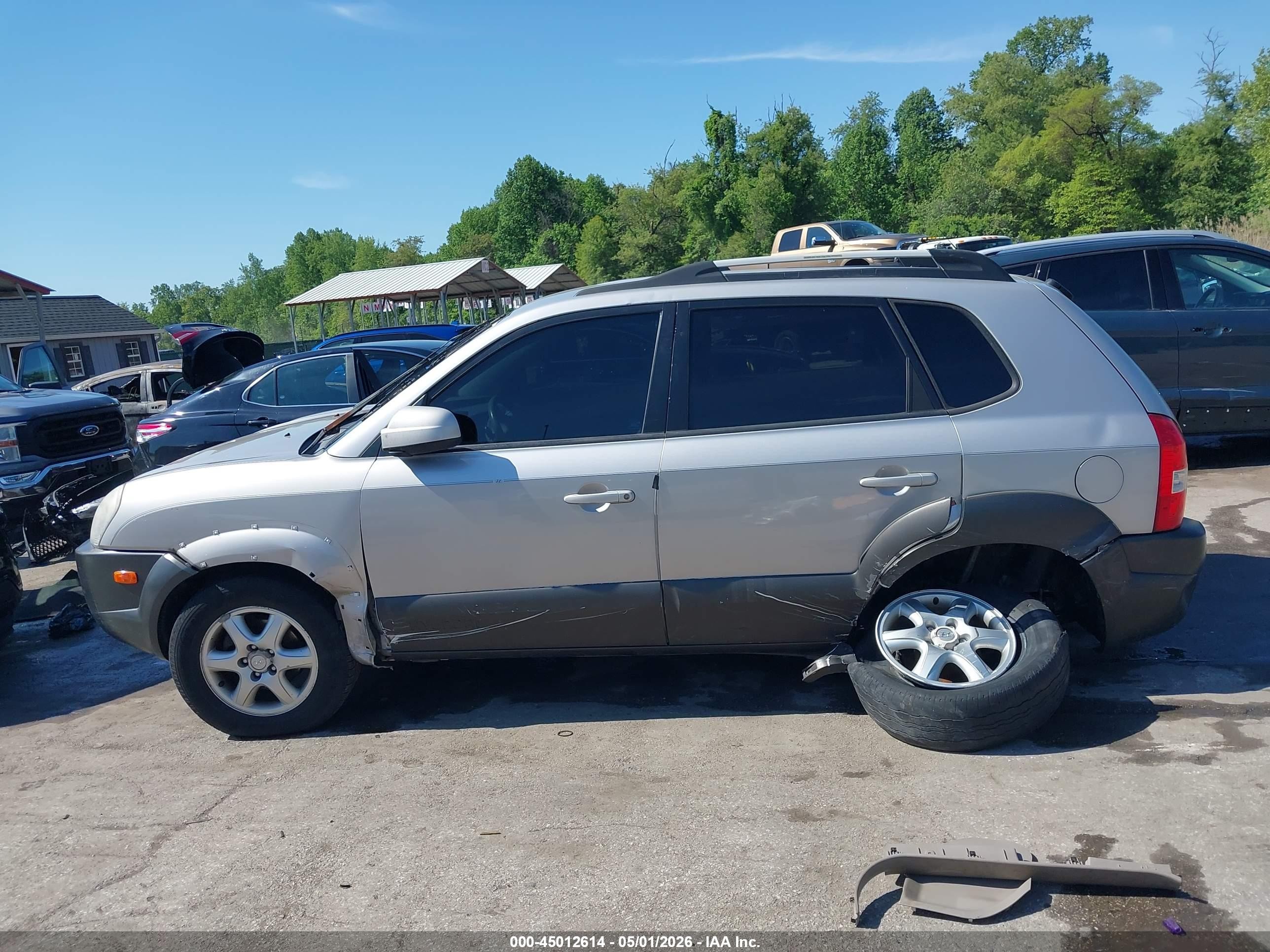 2005 Hyundai Tucson Gls/lx Серебряный vin: KM8JN12D95U044800