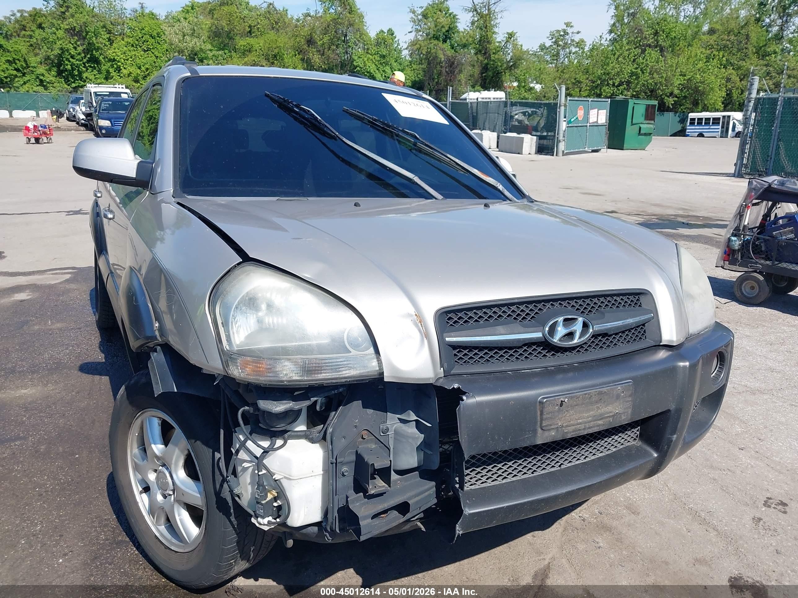 2005 Hyundai Tucson Gls/lx Серебряный vin: KM8JN12D95U044800