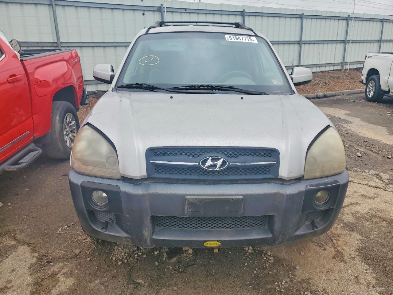 2008 Hyundai Tucson Silver vin: KM8JN12D98U814465
