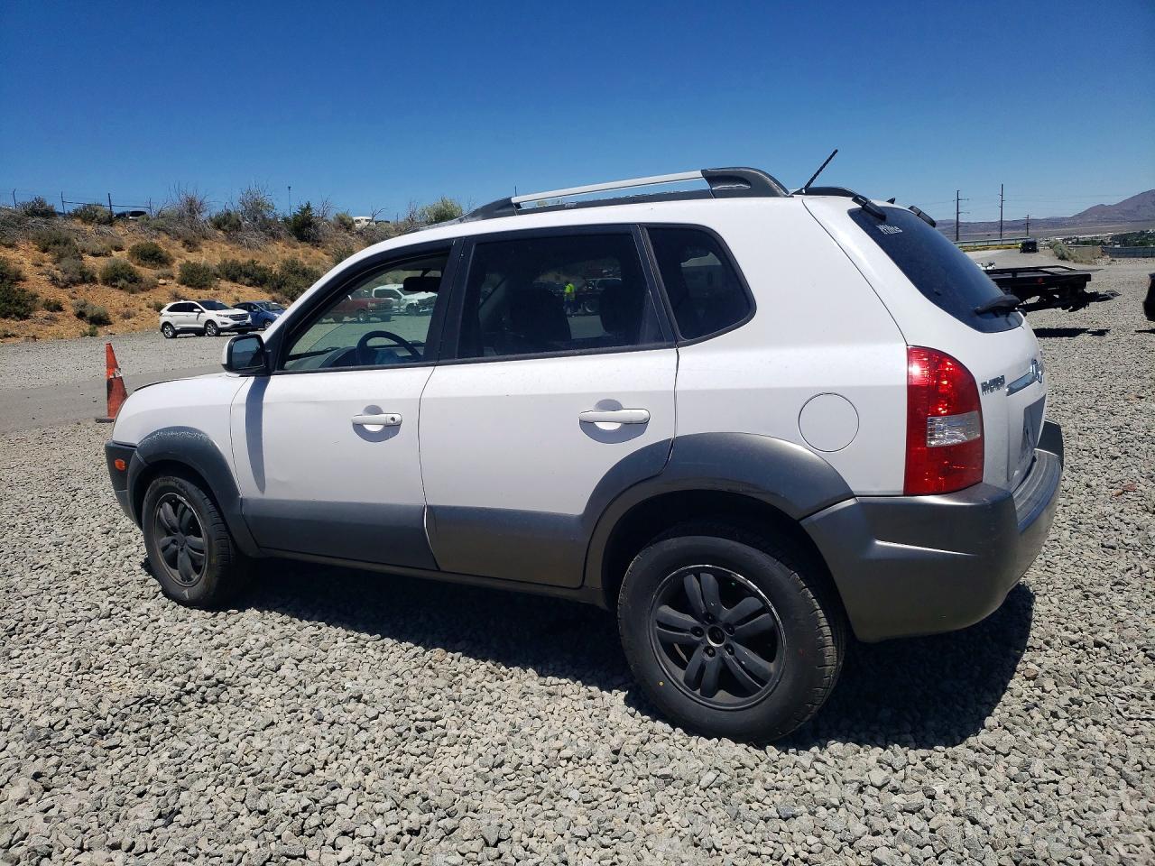 2008 Hyundai Tucson Se White vin: KM8JN72D18U799222
