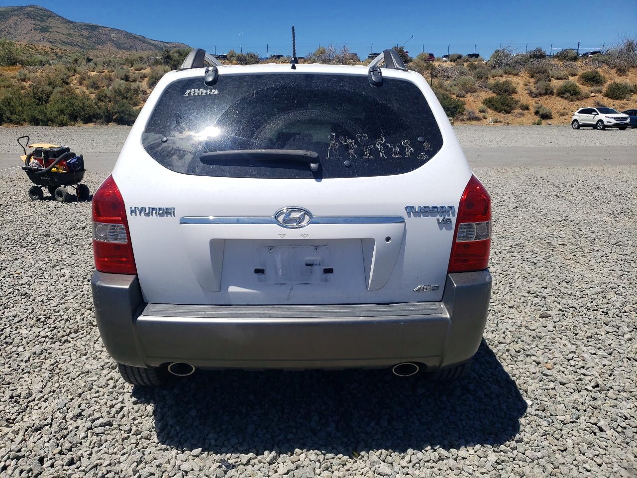 2008 Hyundai Tucson Se White vin: KM8JN72D18U799222